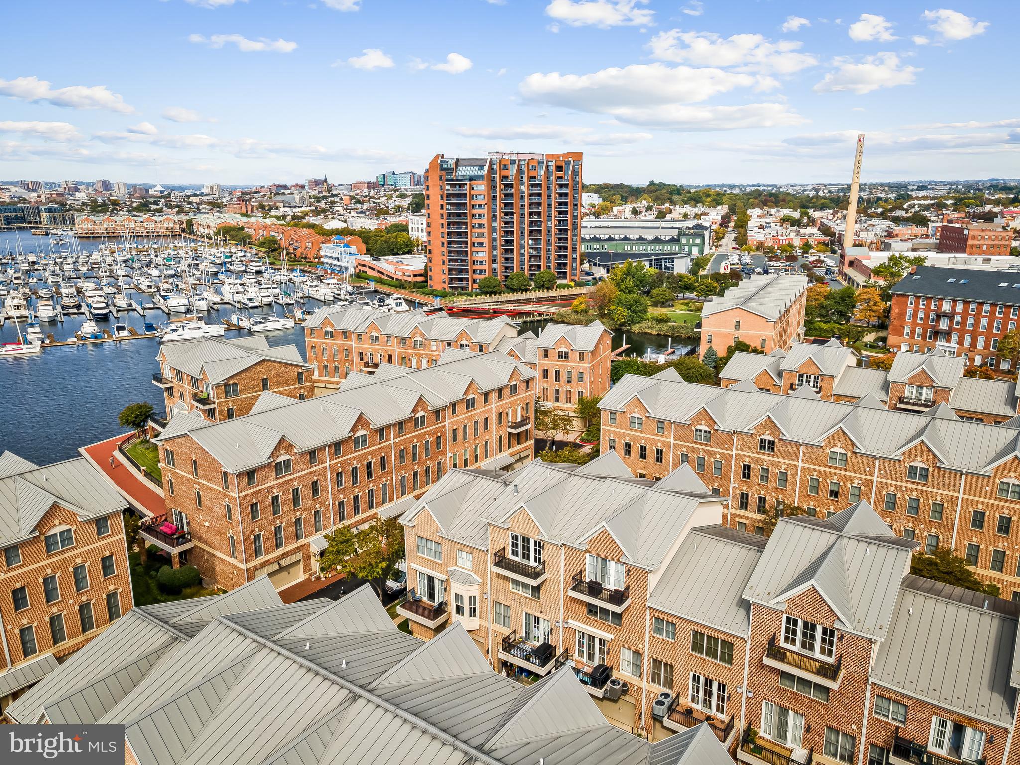 THE MOORINGS AT LIGHTHOUSE POINT - Residential