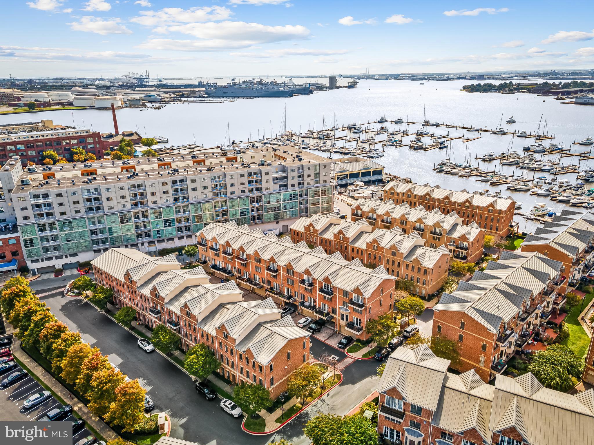 THE MOORINGS AT LIGHTHOUSE POINT - Residential