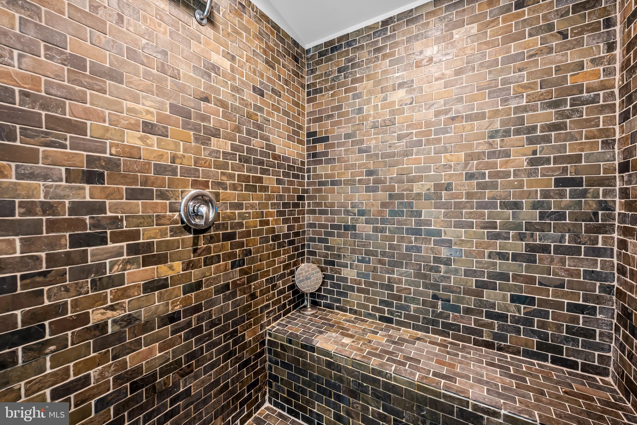 THE MOORINGS AT LIGHTHOUSE POINT - Residential