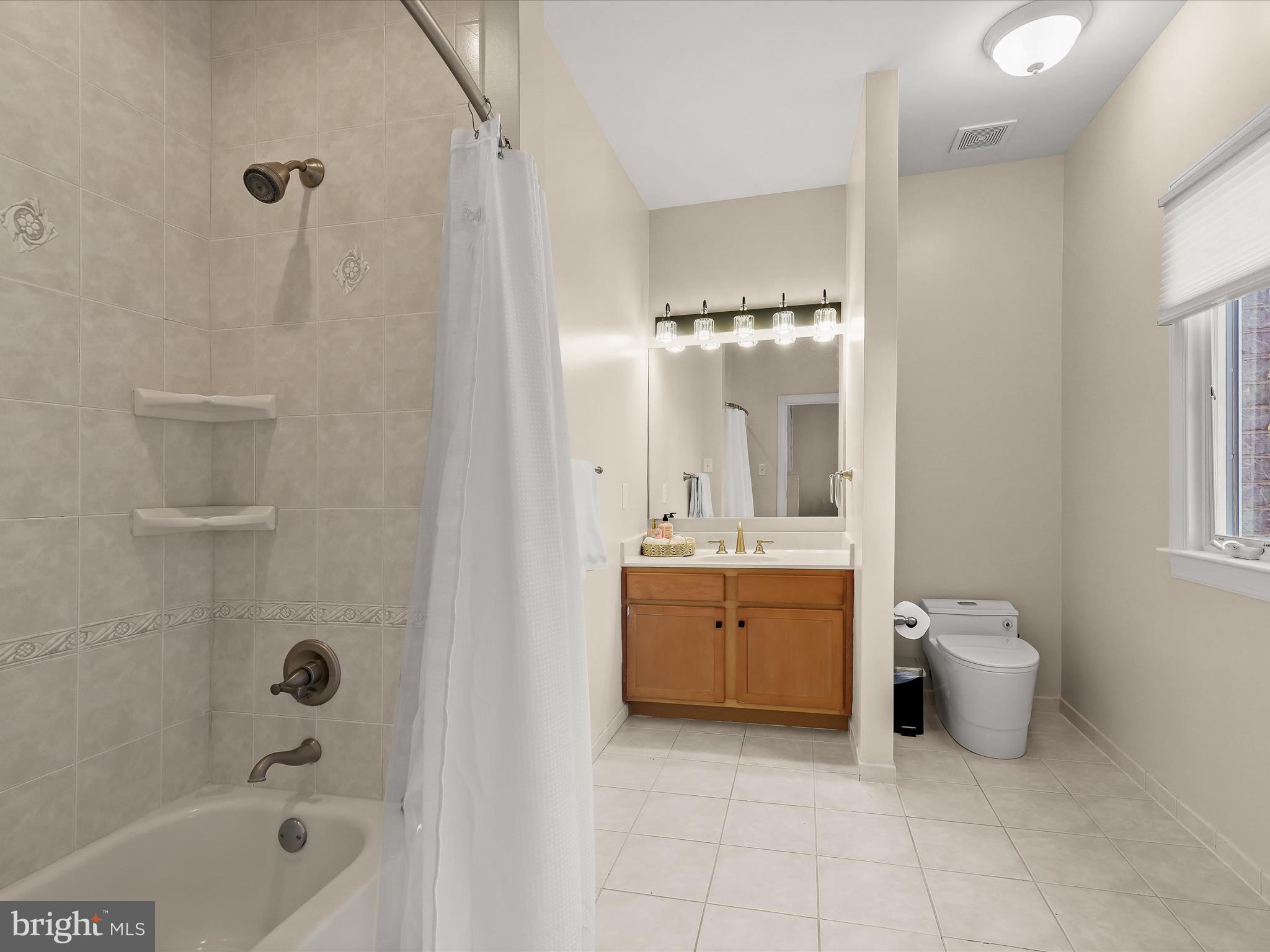 PINDELL WOODS - Residential