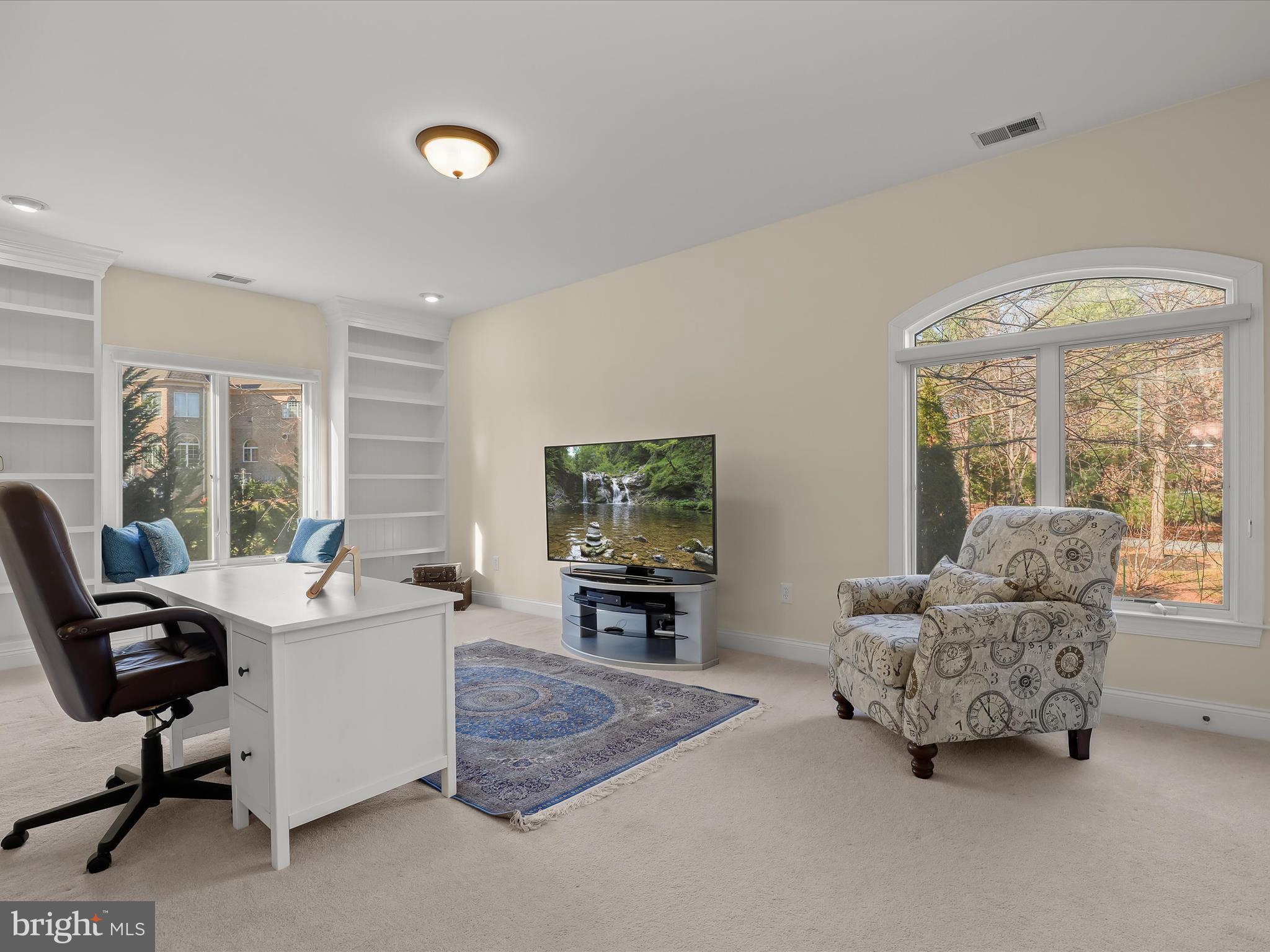 PINDELL WOODS - Residential