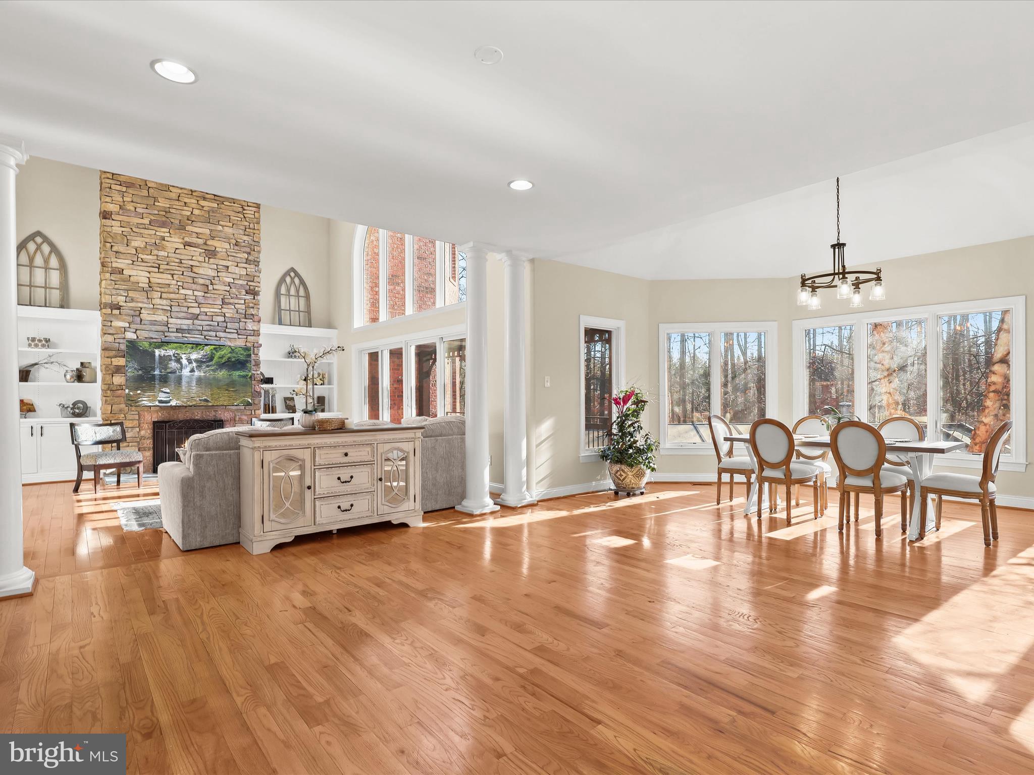 PINDELL WOODS - Residential