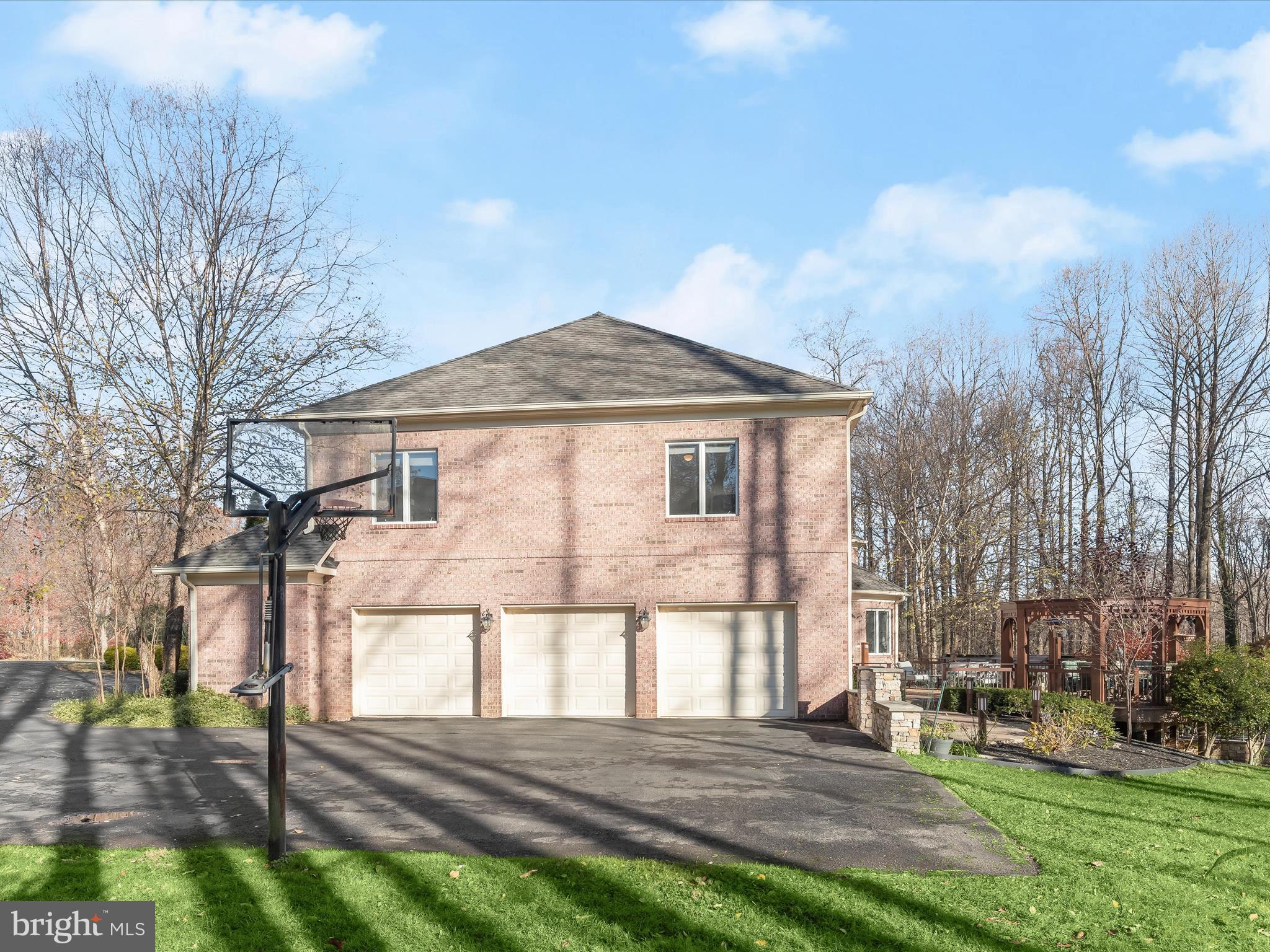 PINDELL WOODS - Residential