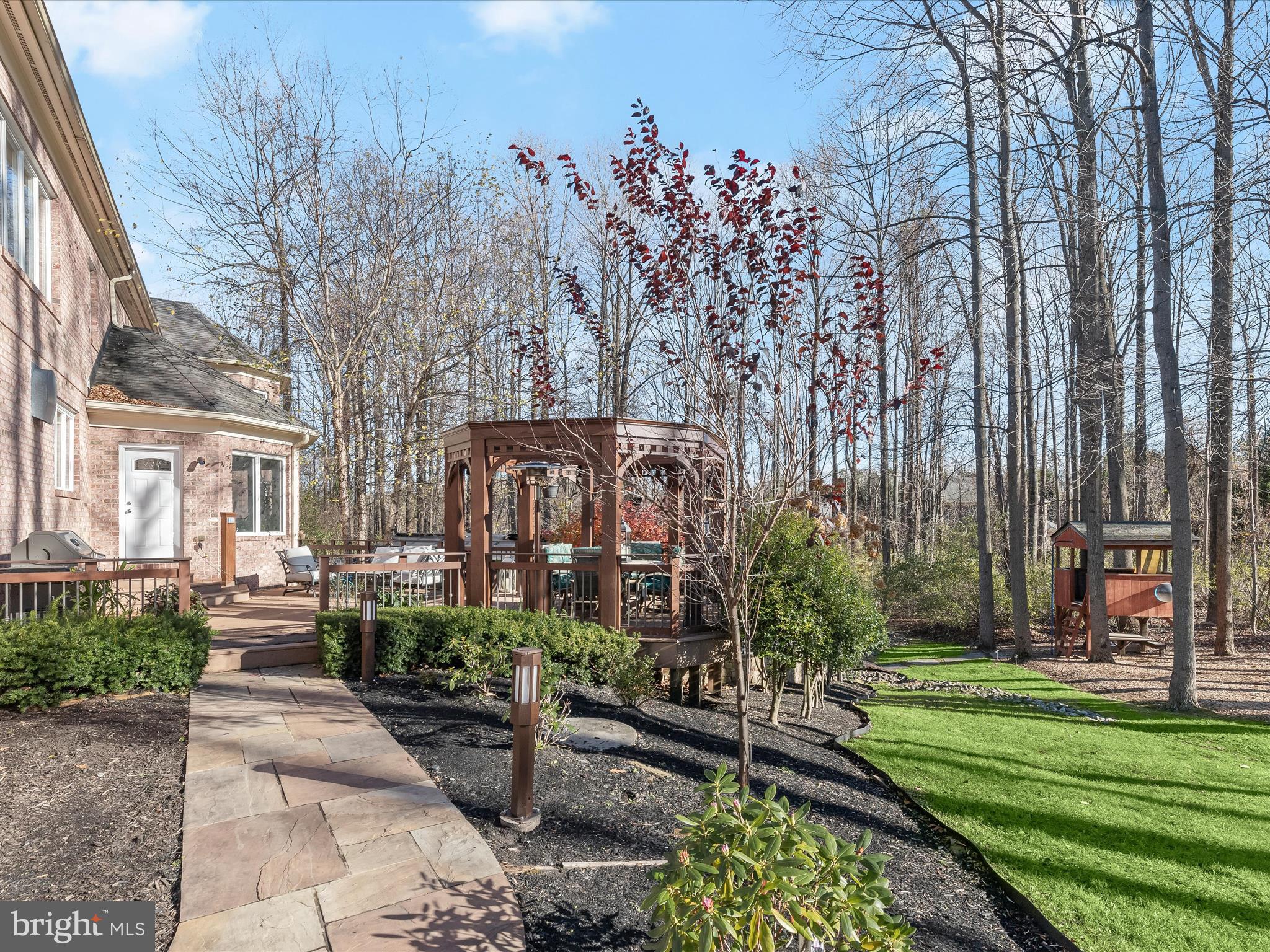 PINDELL WOODS - Residential