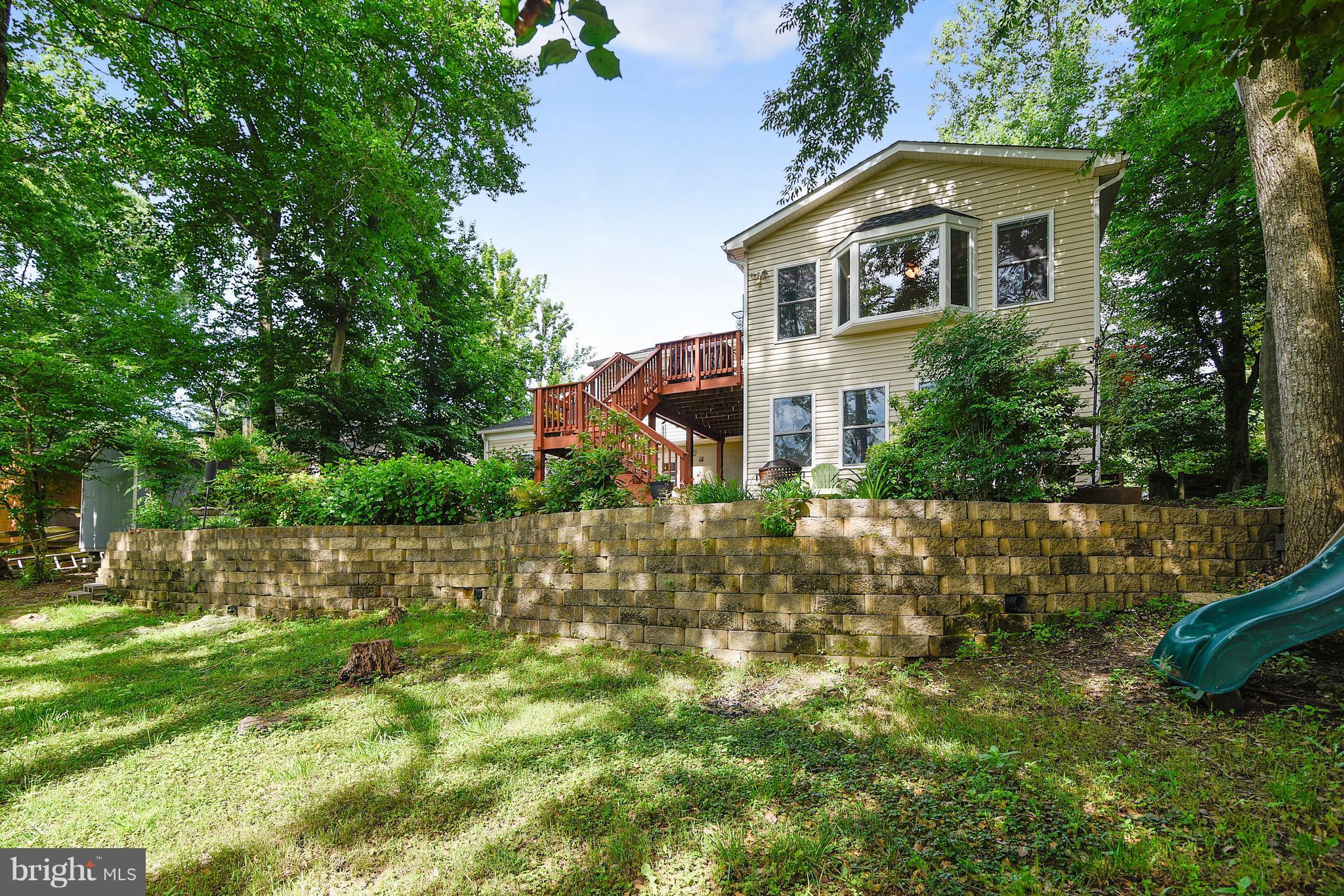 LAKE RIDGE - Residential