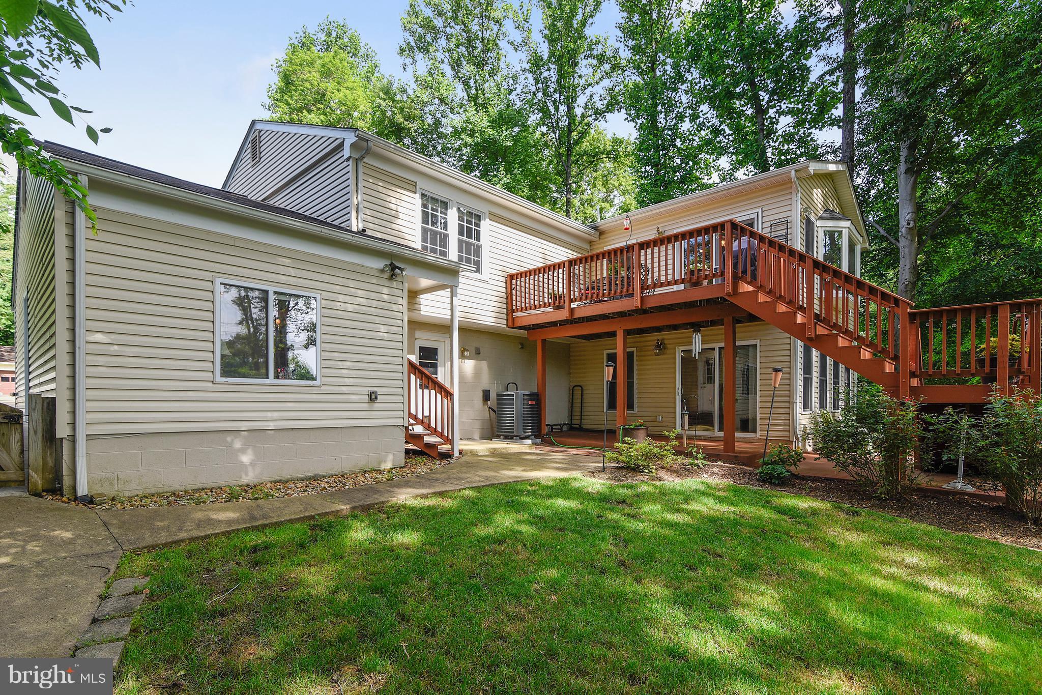 LAKE RIDGE - Residential