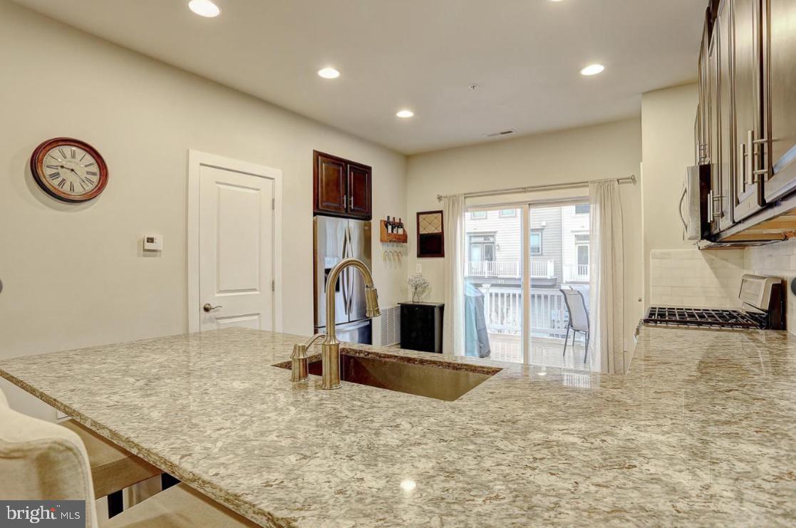 CROWN - Residential Lease