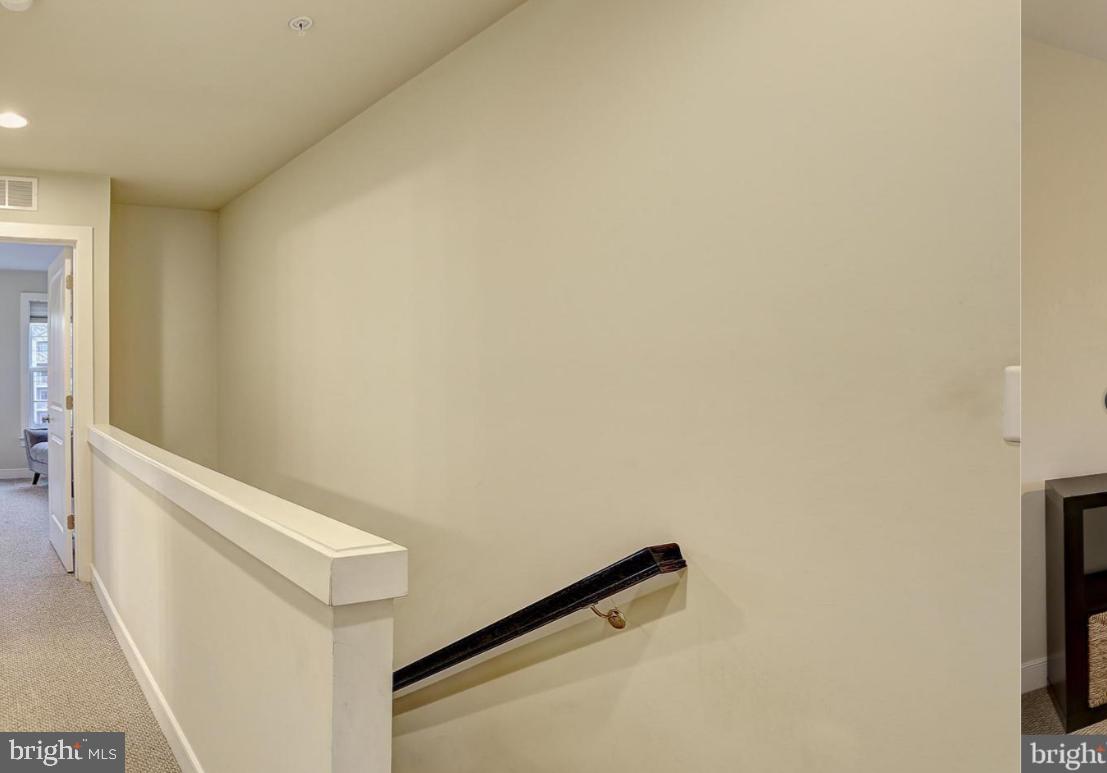 CROWN - Residential Lease