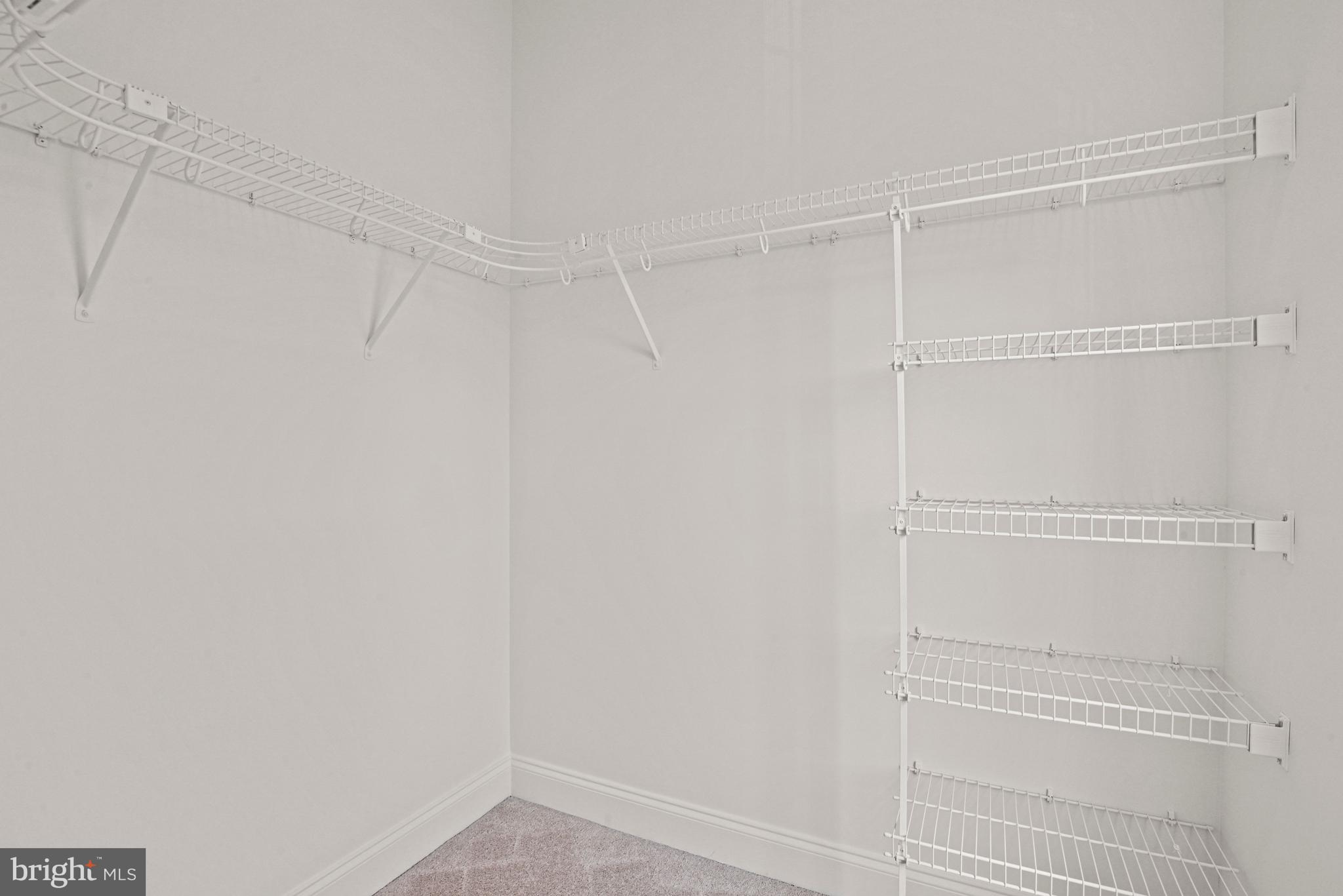 BROADLANDS SOUTH - Residential