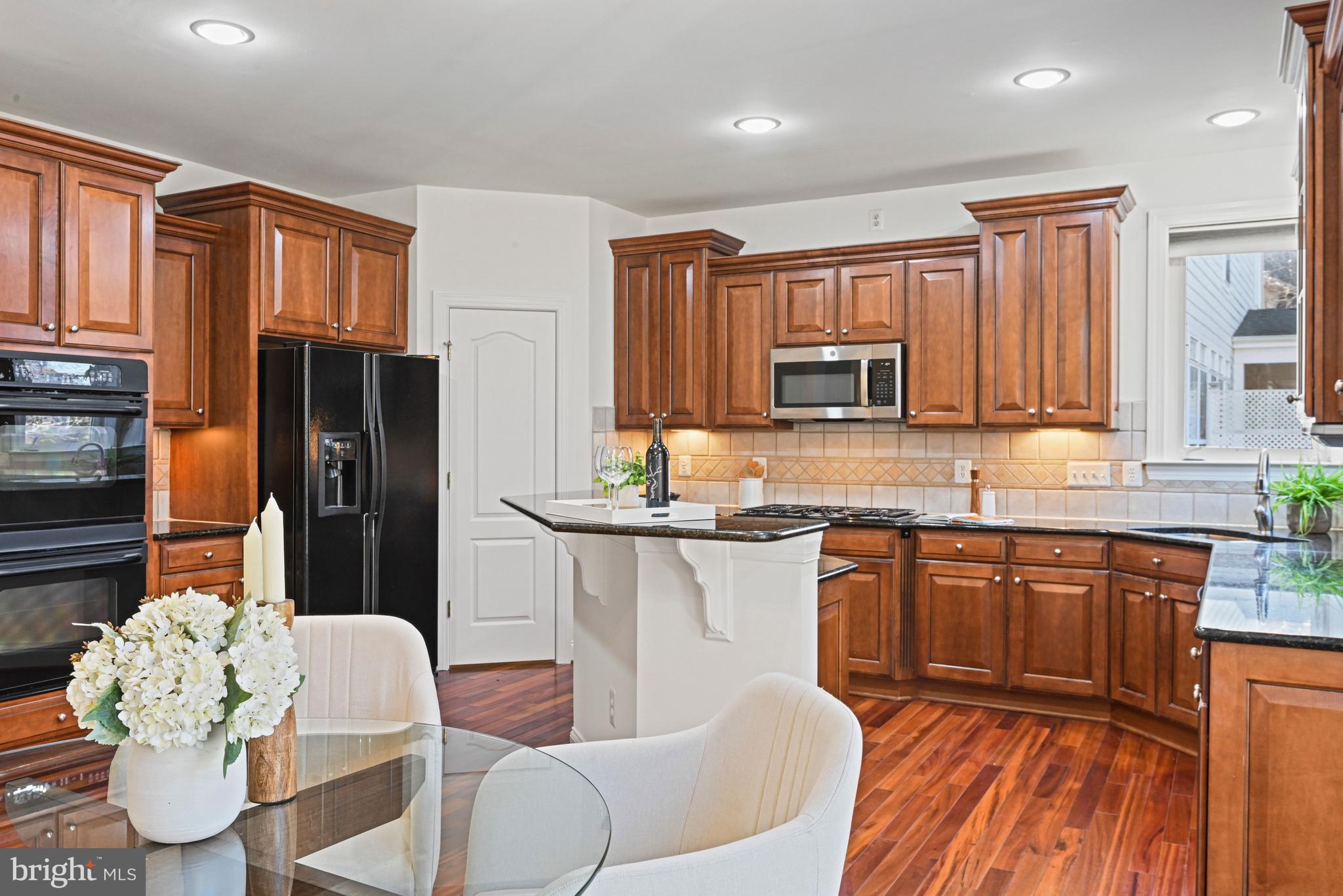 BROADLANDS SOUTH - Residential