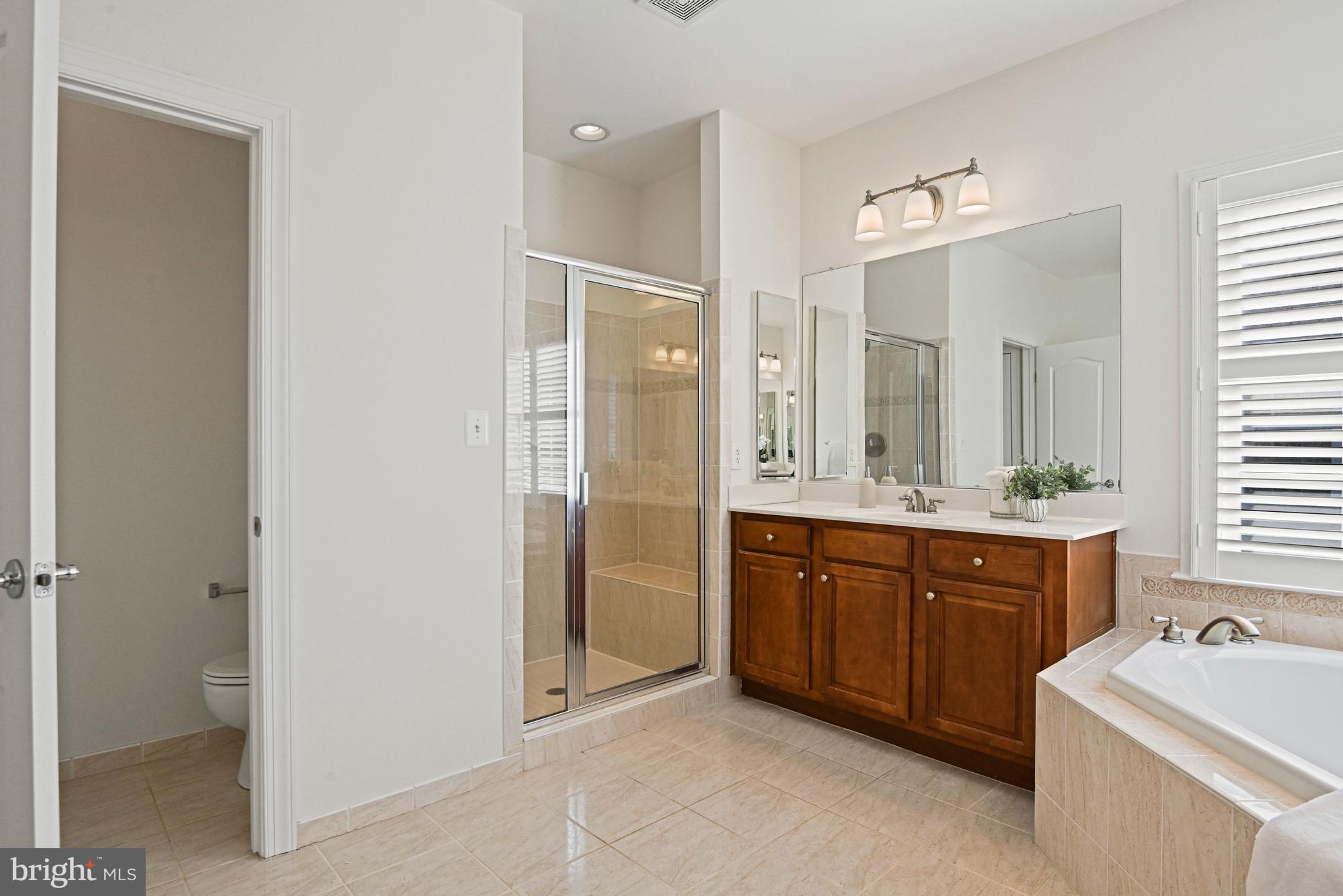 BROADLANDS SOUTH - Residential