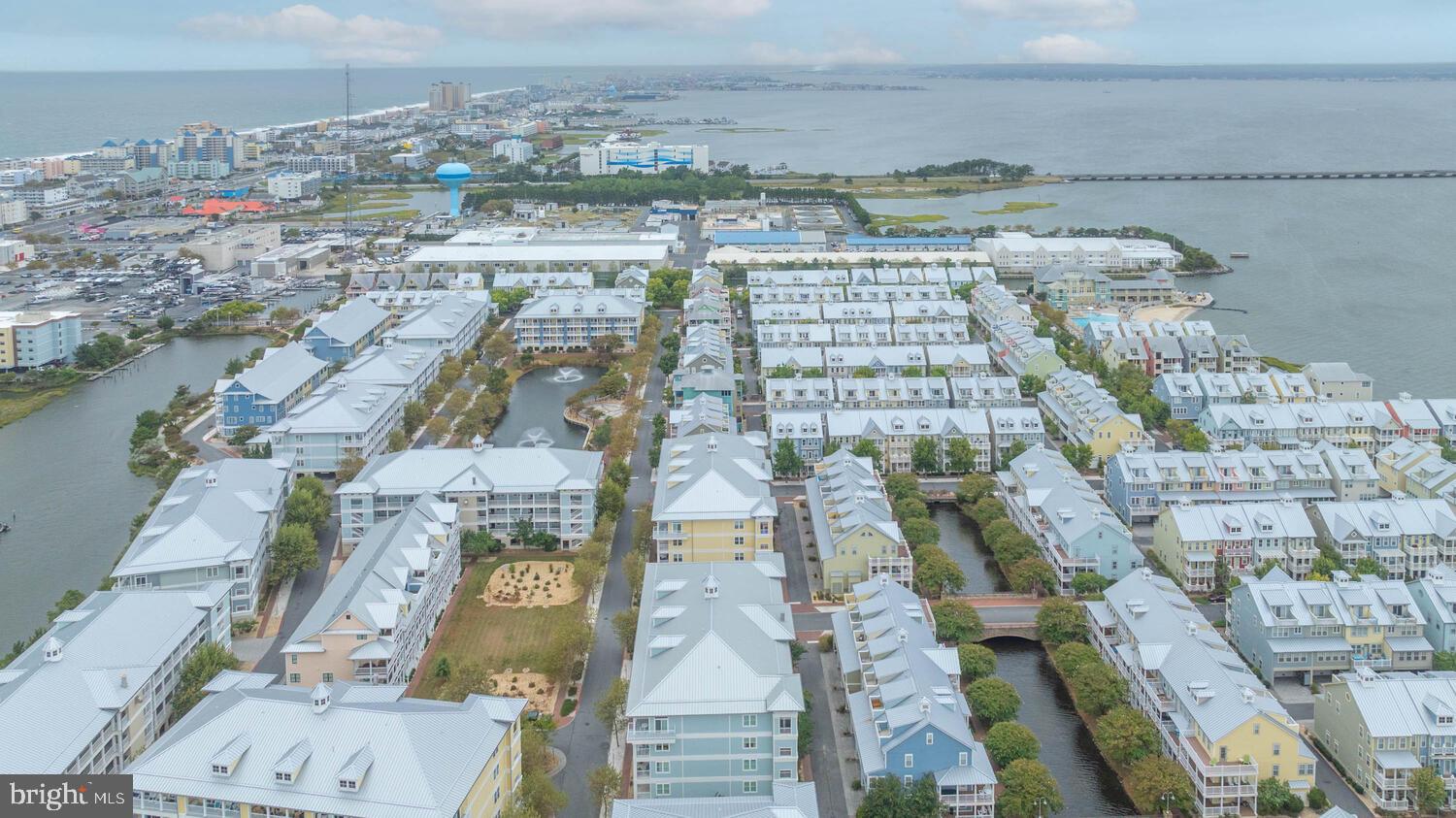 SUNSET ISLAND - Residential