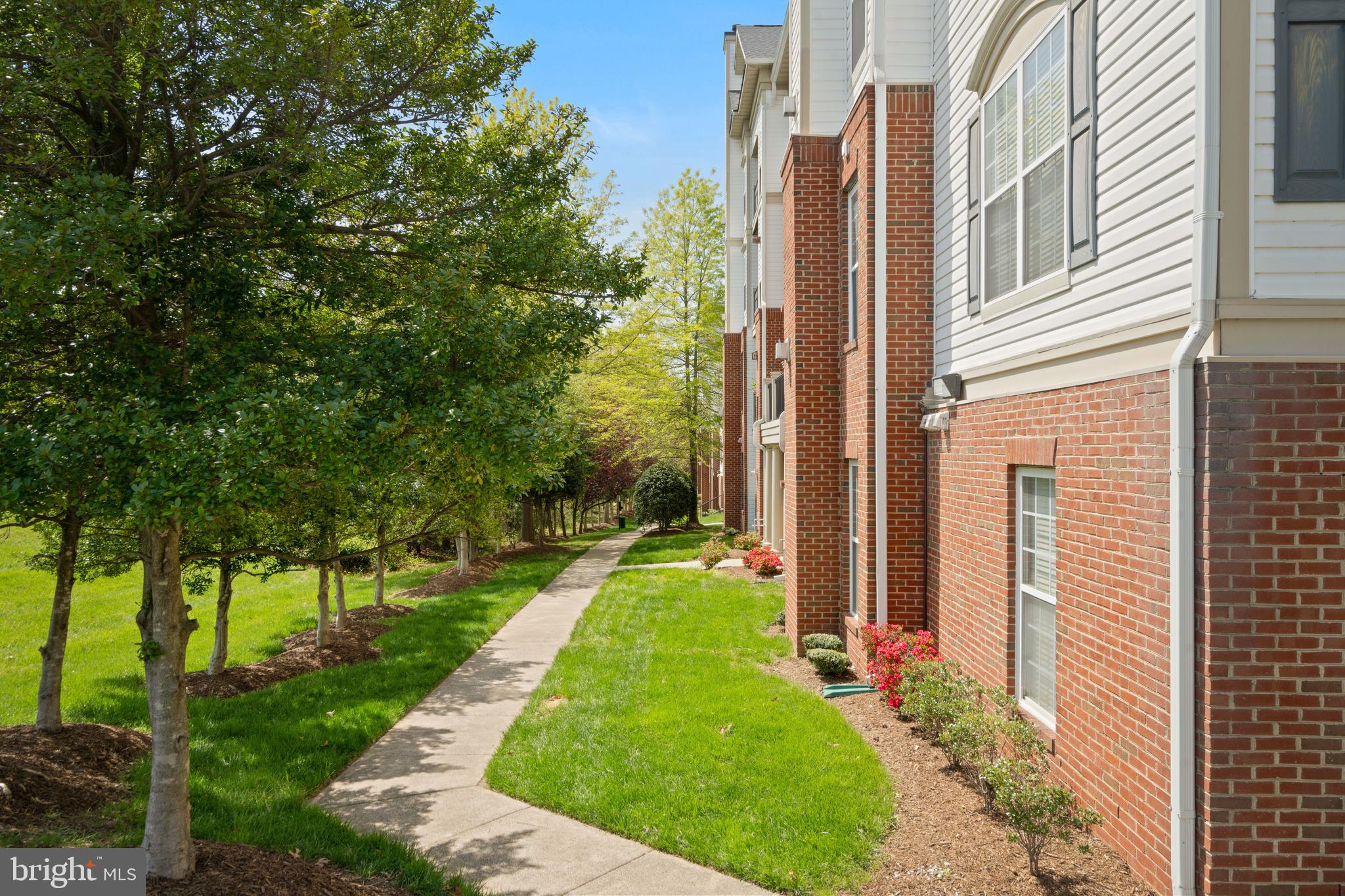 COURTS AT WESCOTT RIDGE - Residential