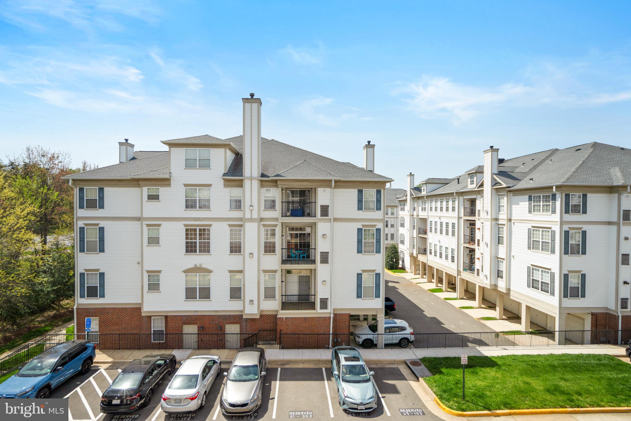 COURTS AT WESCOTT RIDGE - Residential