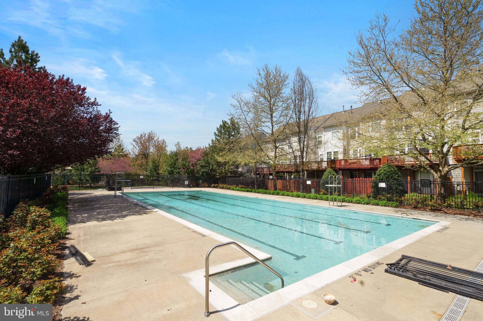 COURTS AT WESCOTT RIDGE - Residential