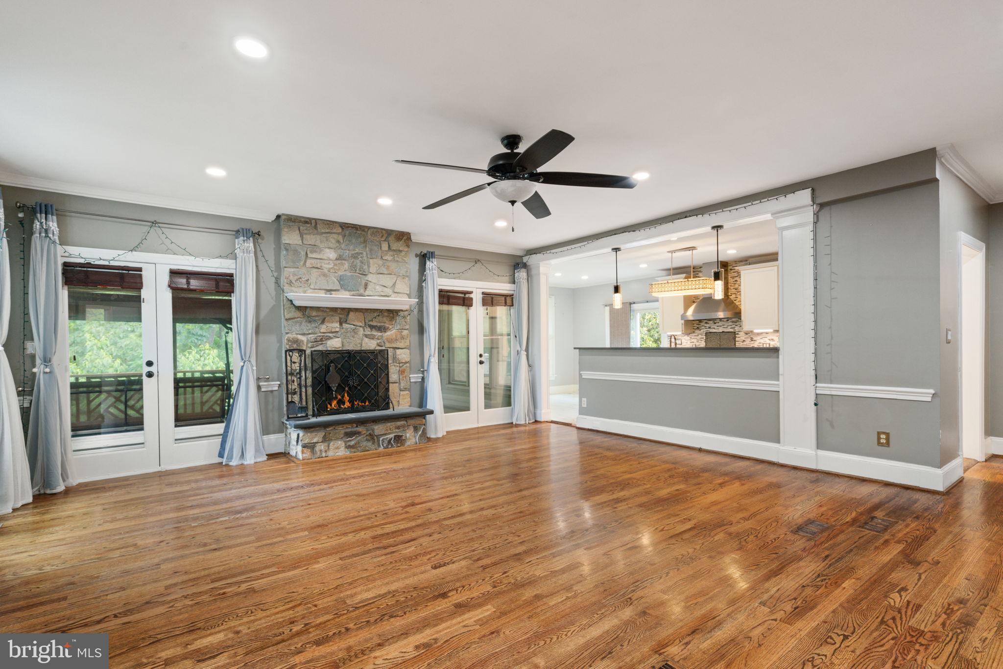 WOLFTRAP MEADOWS - Residential