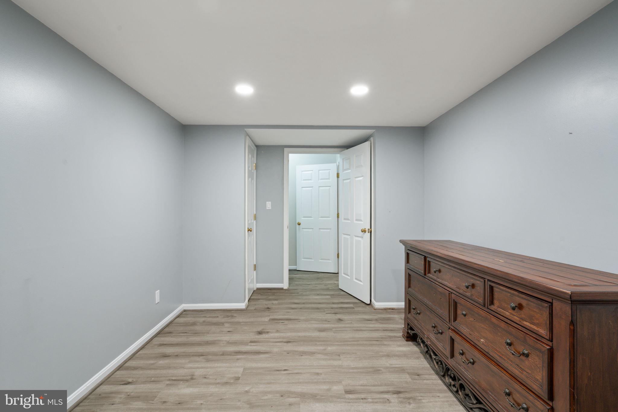 WOLFTRAP MEADOWS - Residential