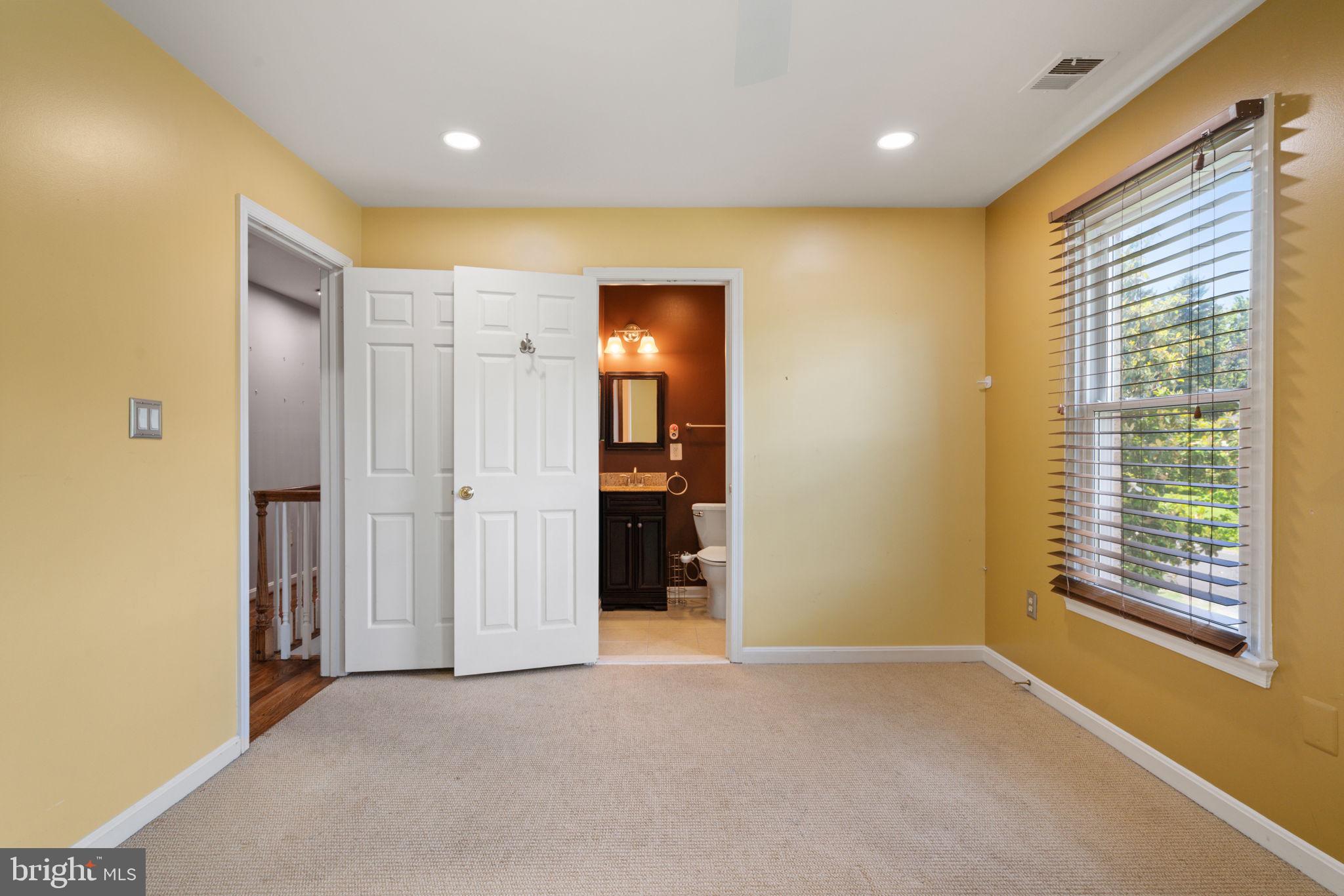 WOLFTRAP MEADOWS - Residential