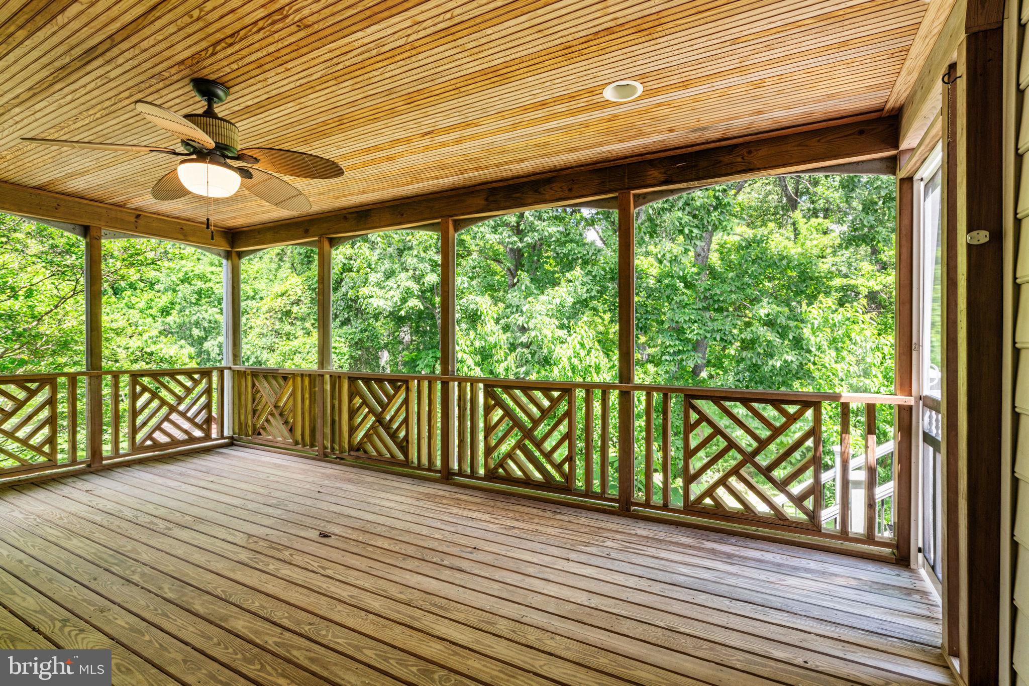 WOLFTRAP MEADOWS - Residential