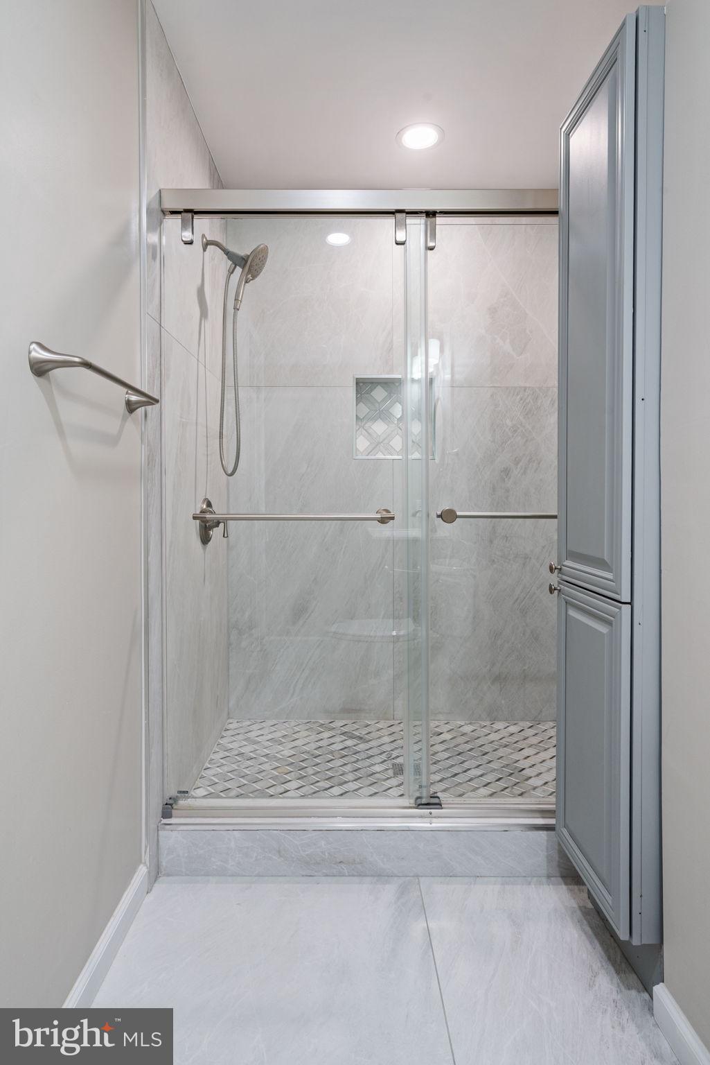 WOLFTRAP MEADOWS - Residential