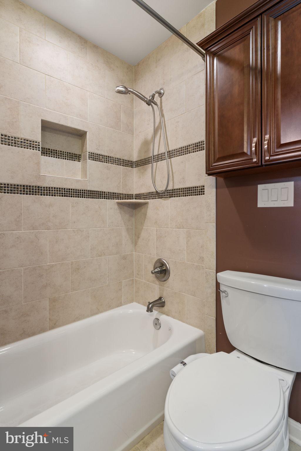 WOLFTRAP MEADOWS - Residential