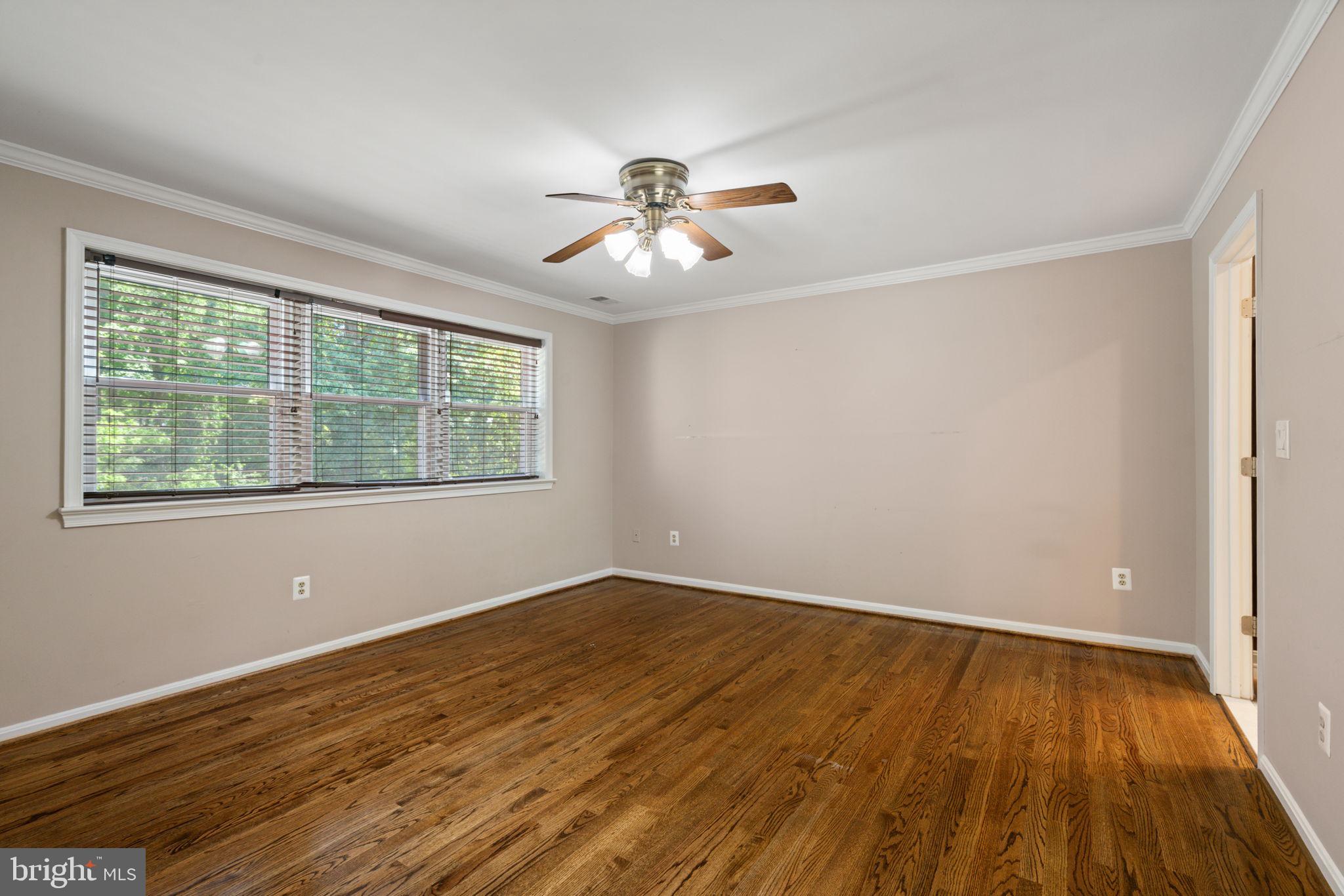 WOLFTRAP MEADOWS - Residential