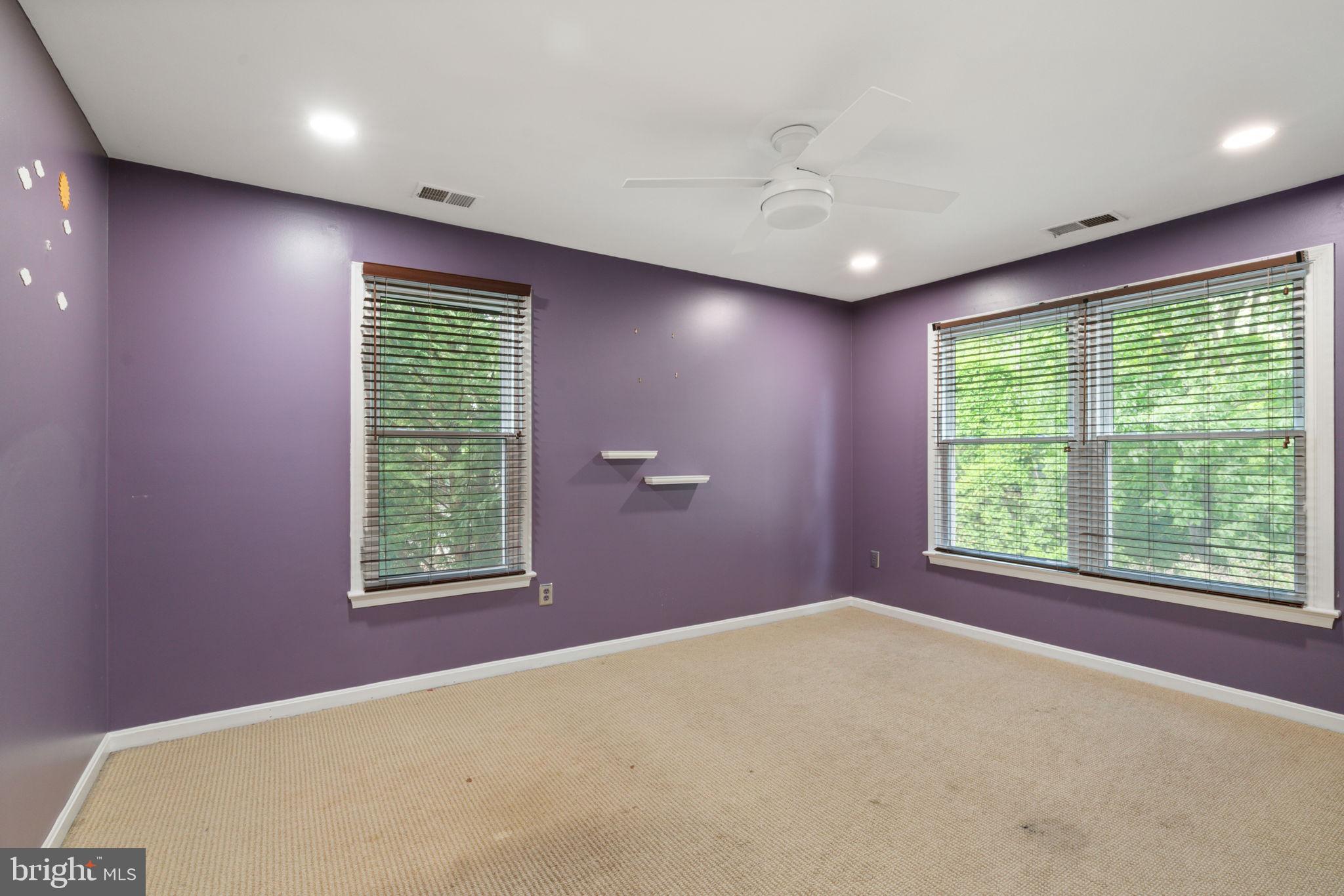 WOLFTRAP MEADOWS - Residential