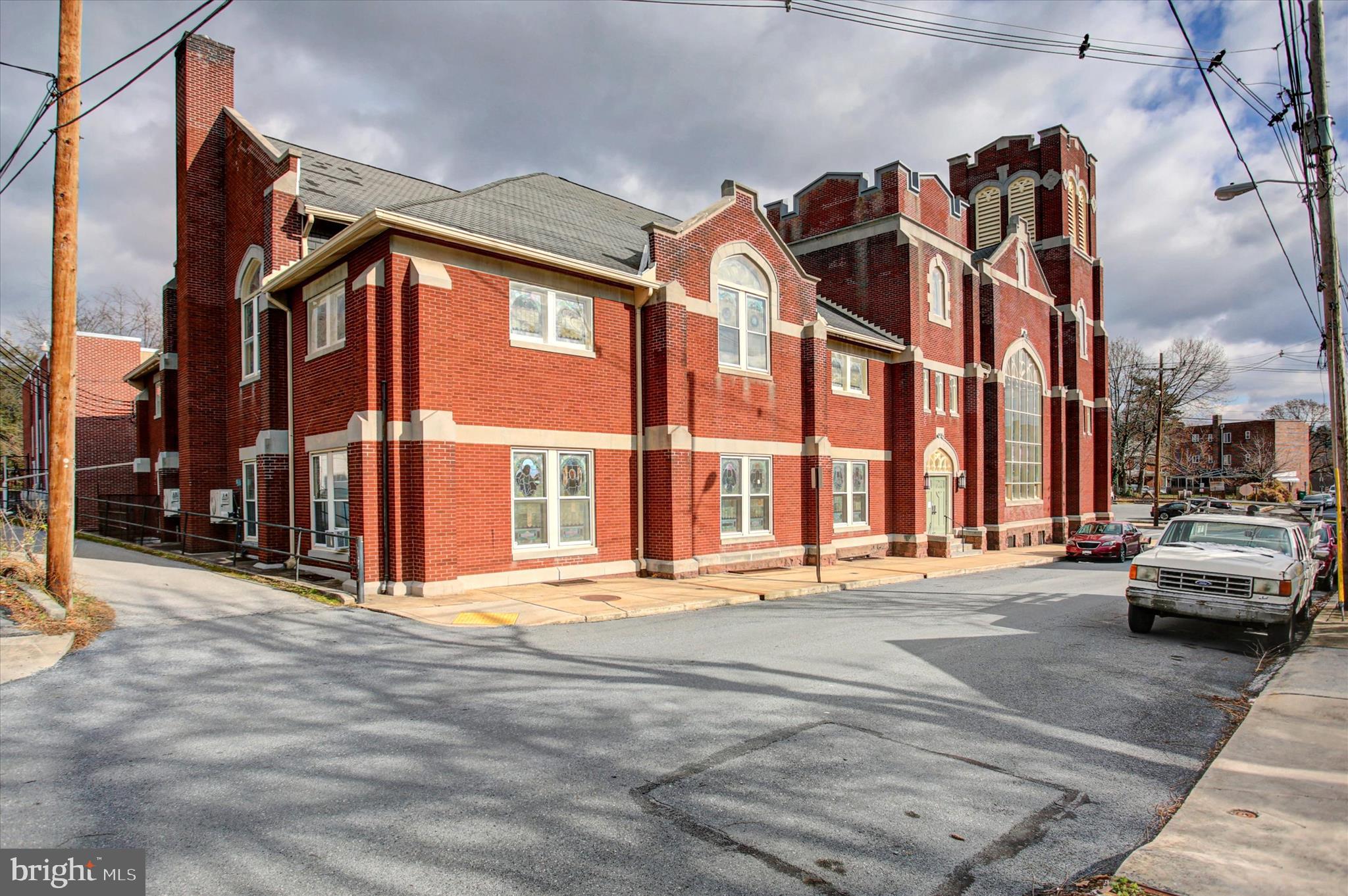 104 N POTOMAC STREET