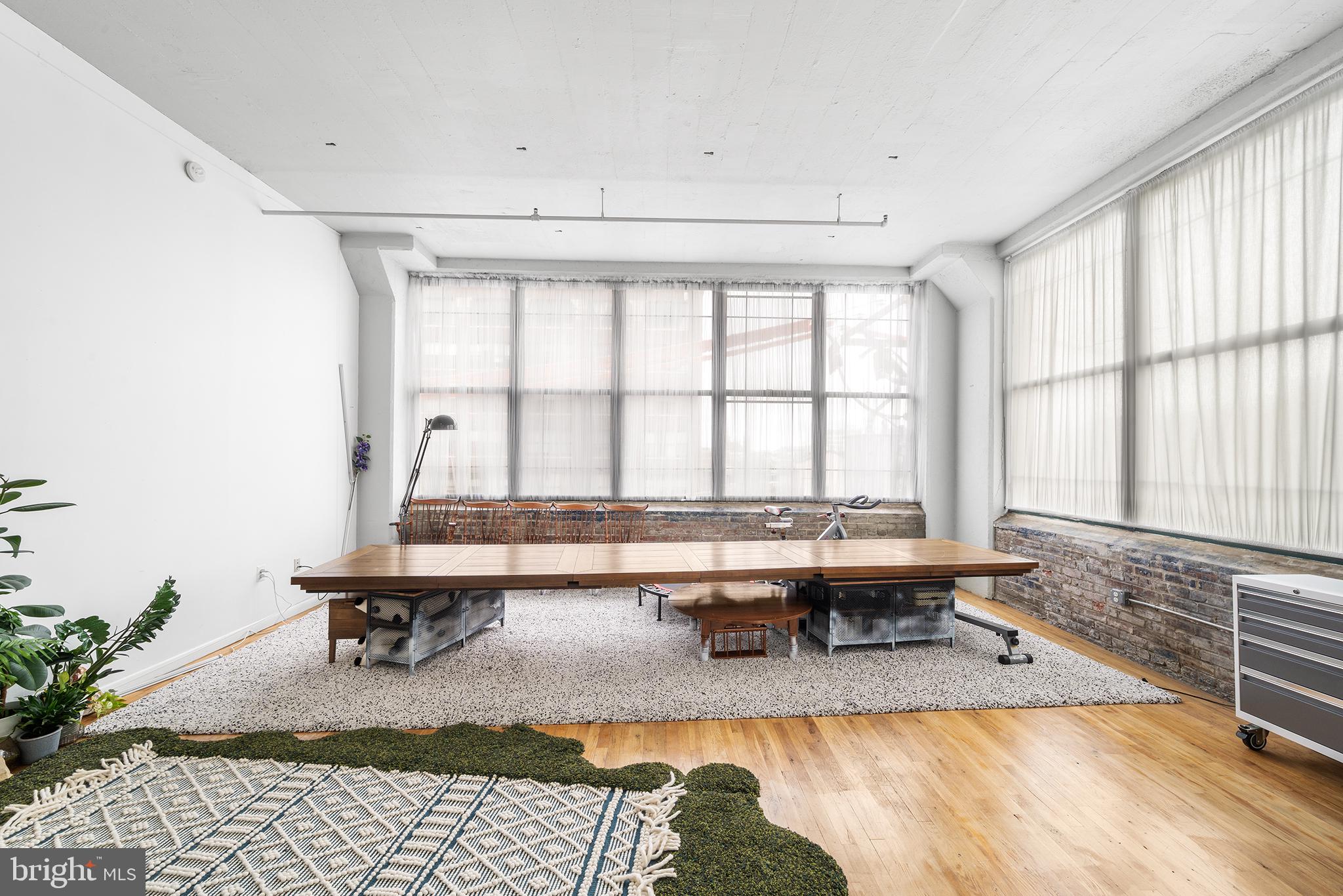 CALLOWHILL - Residential