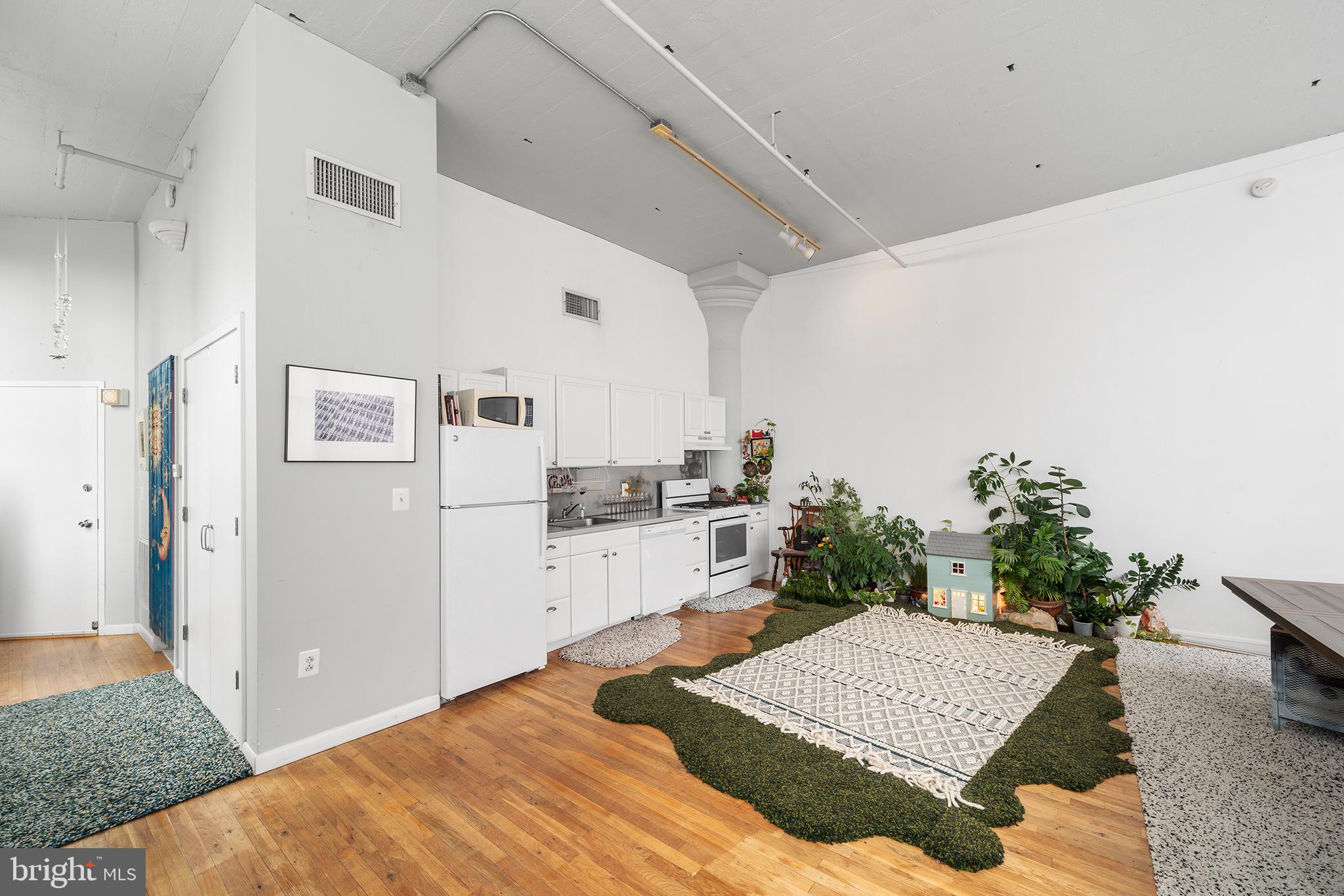 CALLOWHILL - Residential