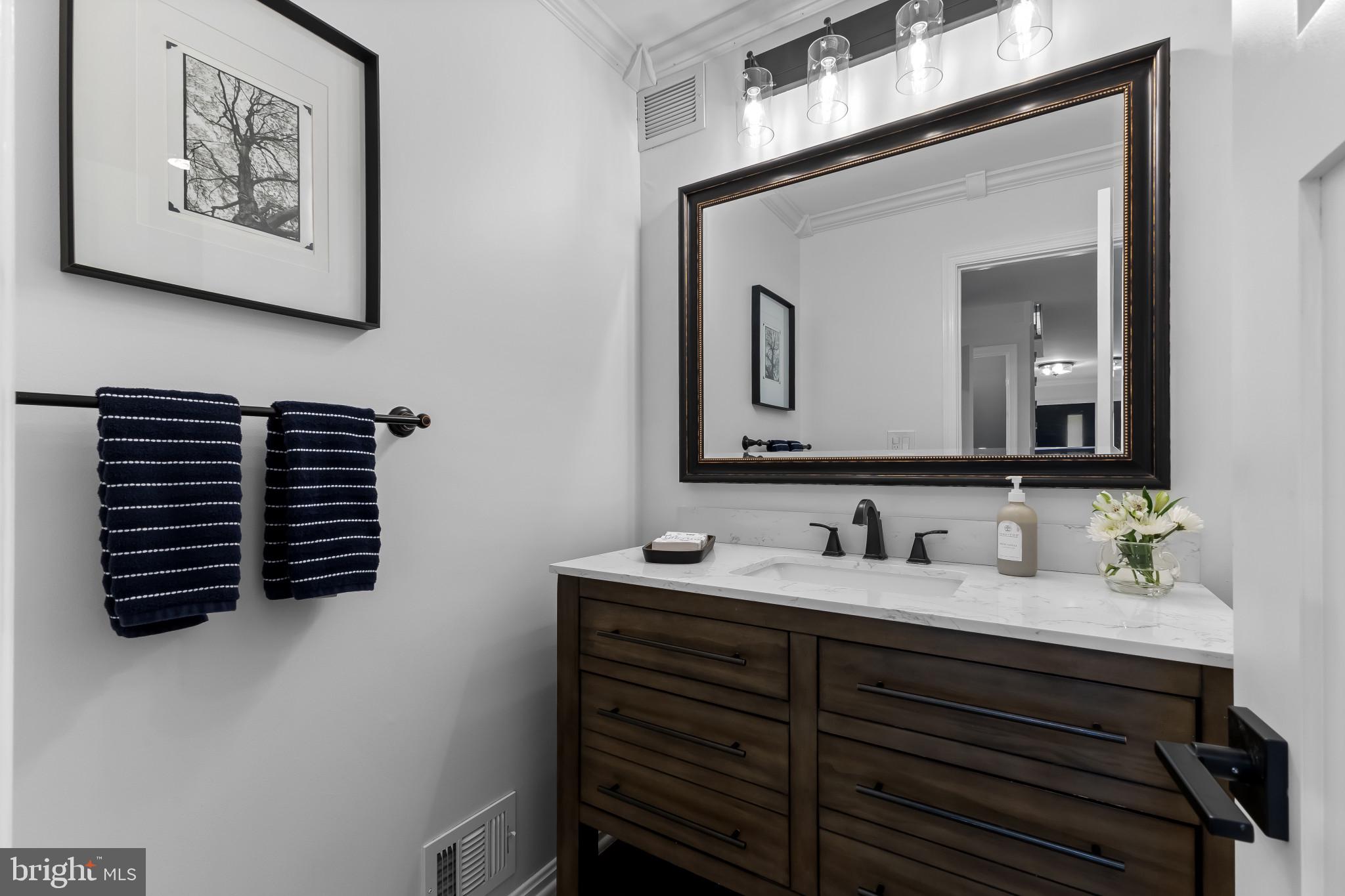 MANTUA - Residential