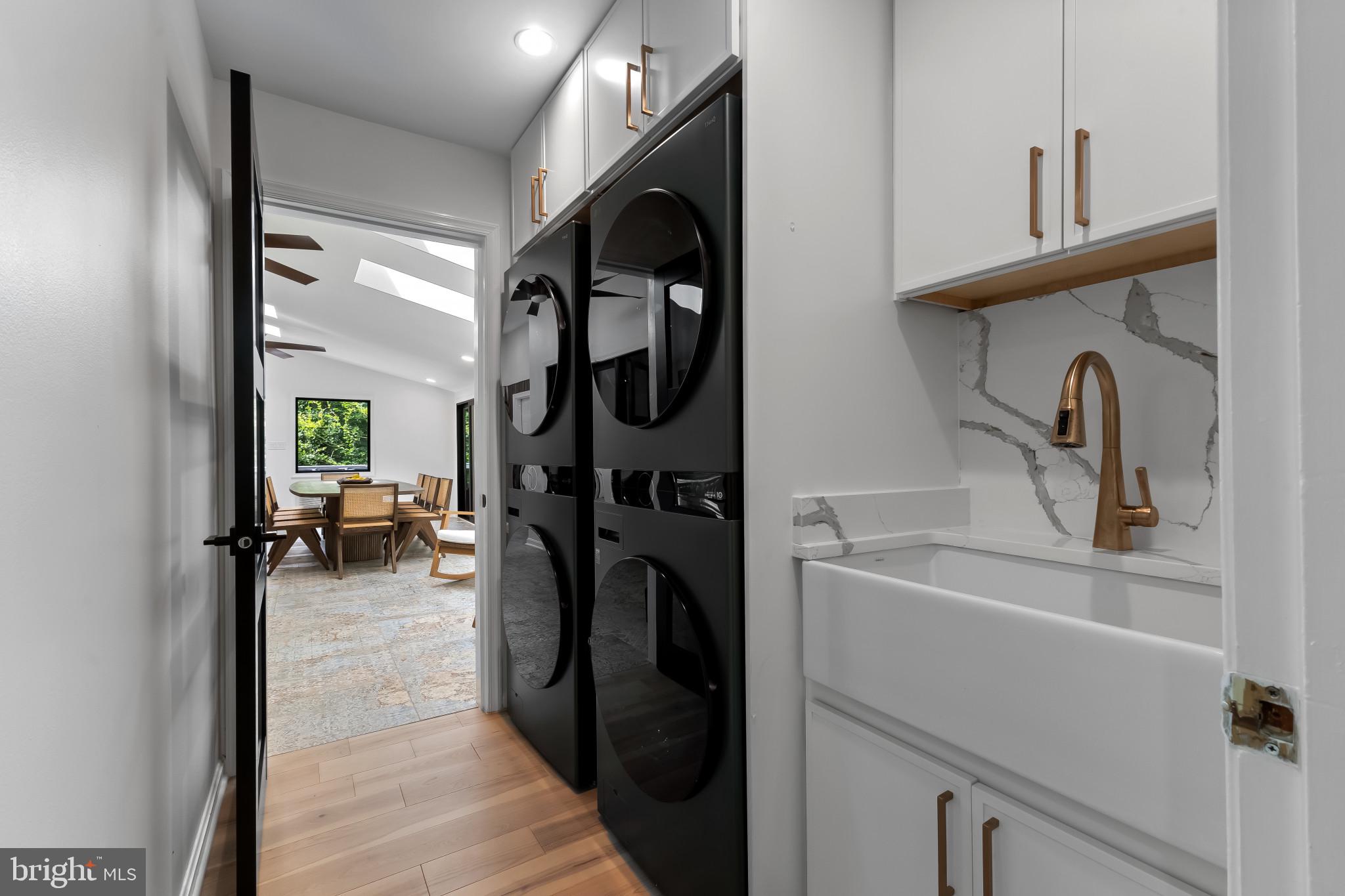 MANTUA - Residential