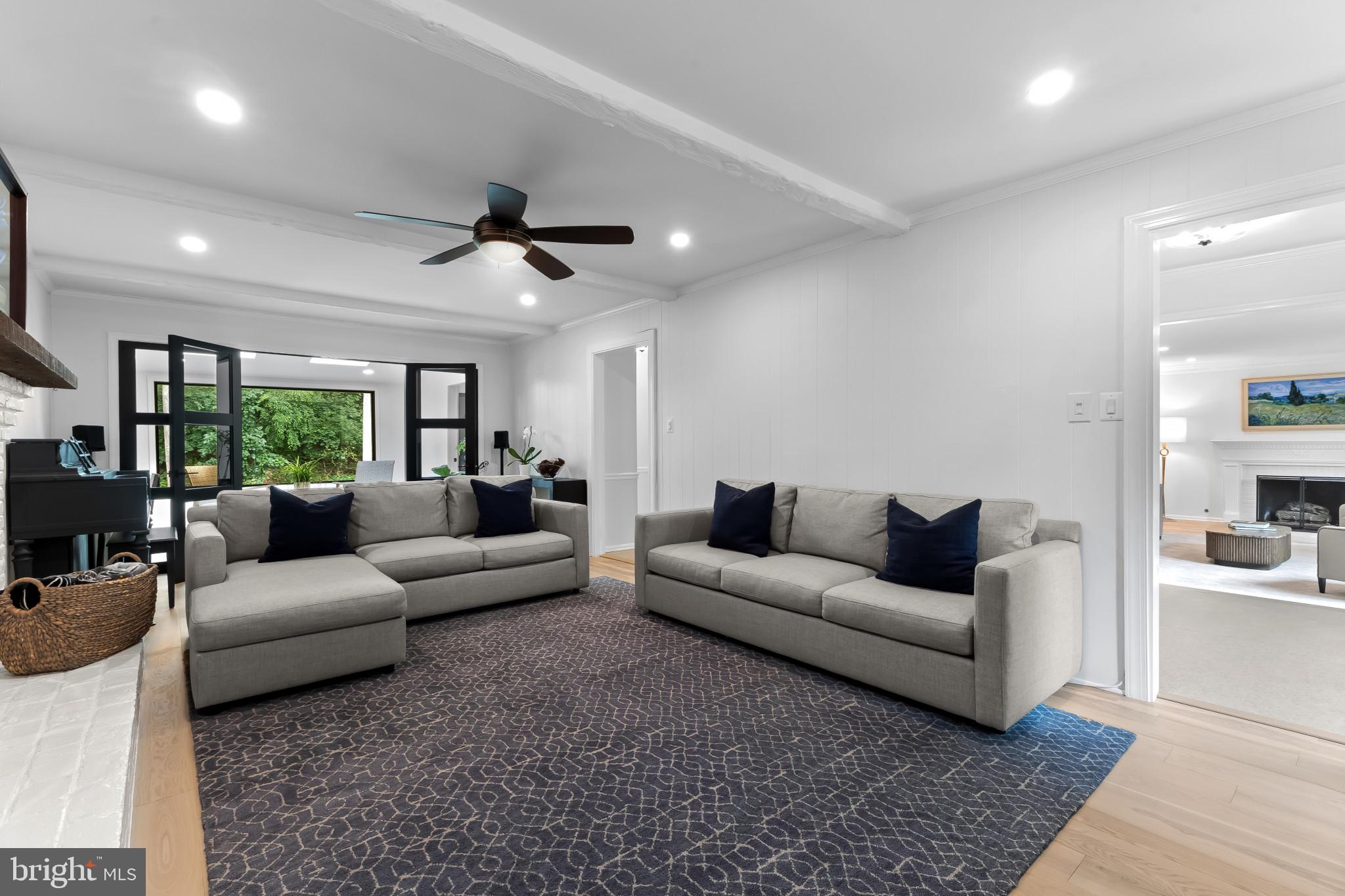 MANTUA - Residential