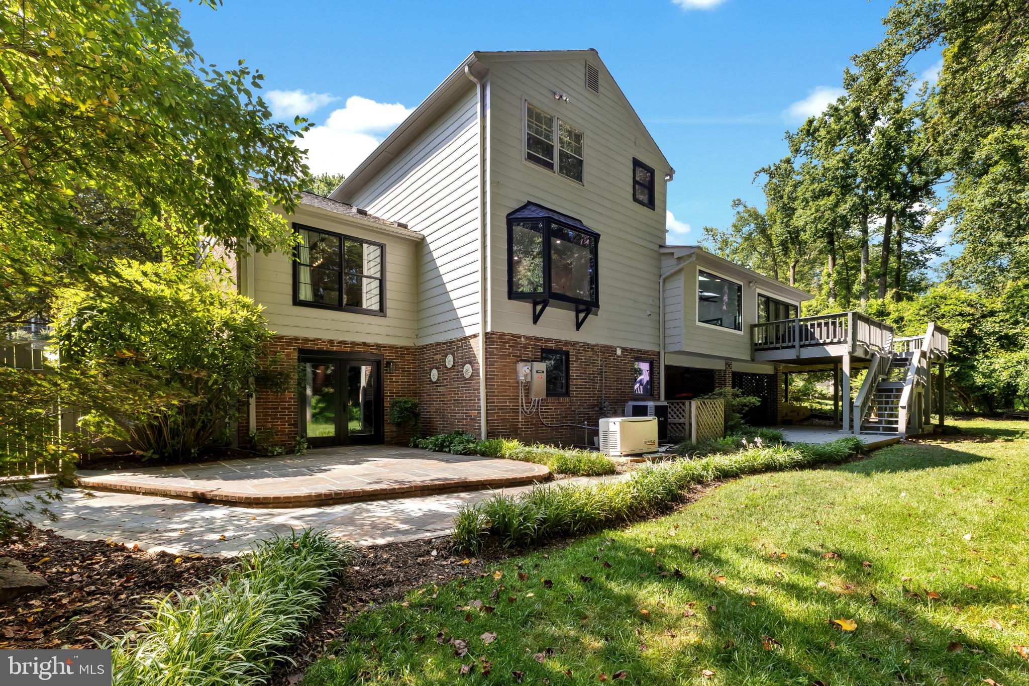 MANTUA - Residential