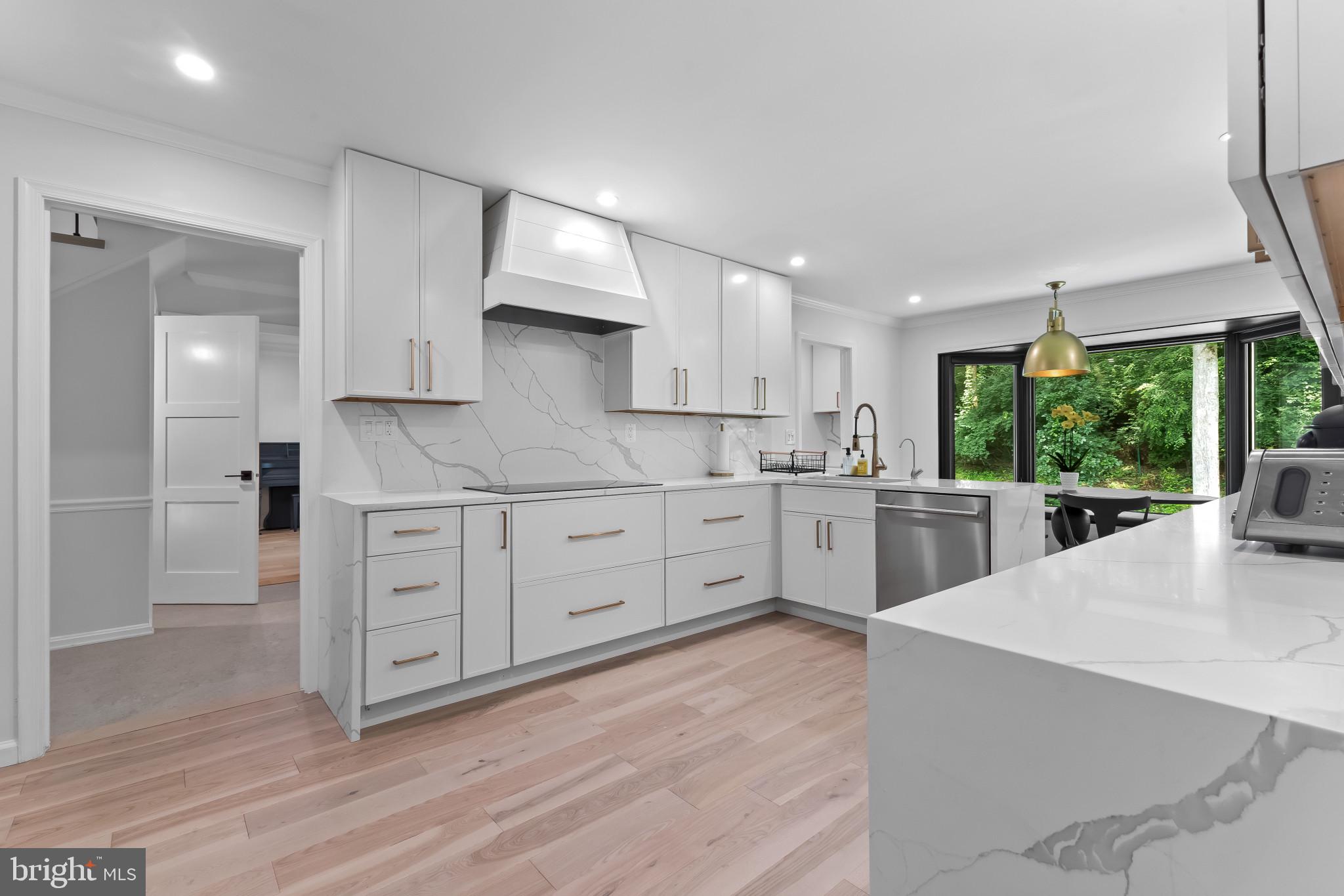 MANTUA - Residential