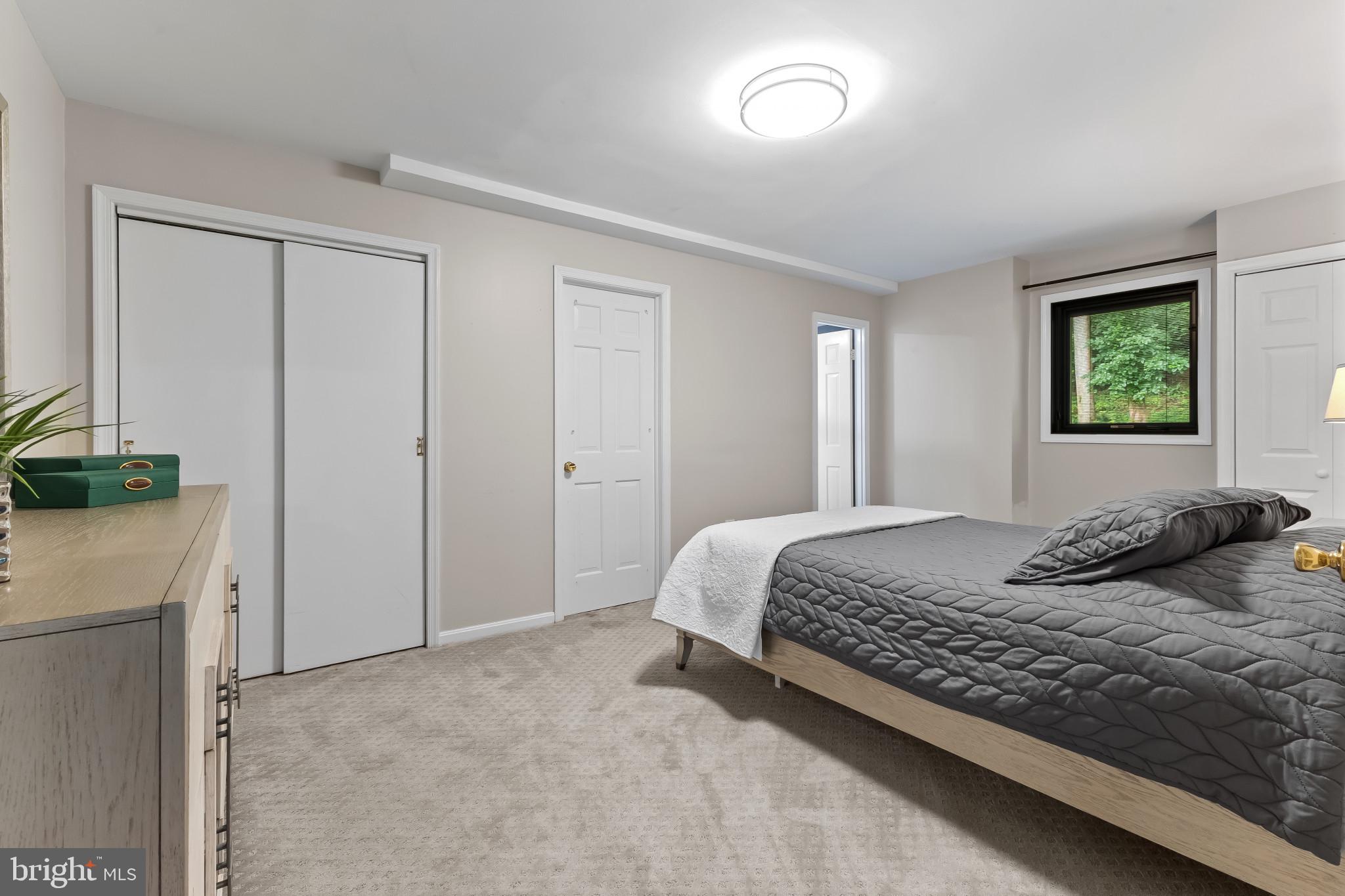 MANTUA - Residential