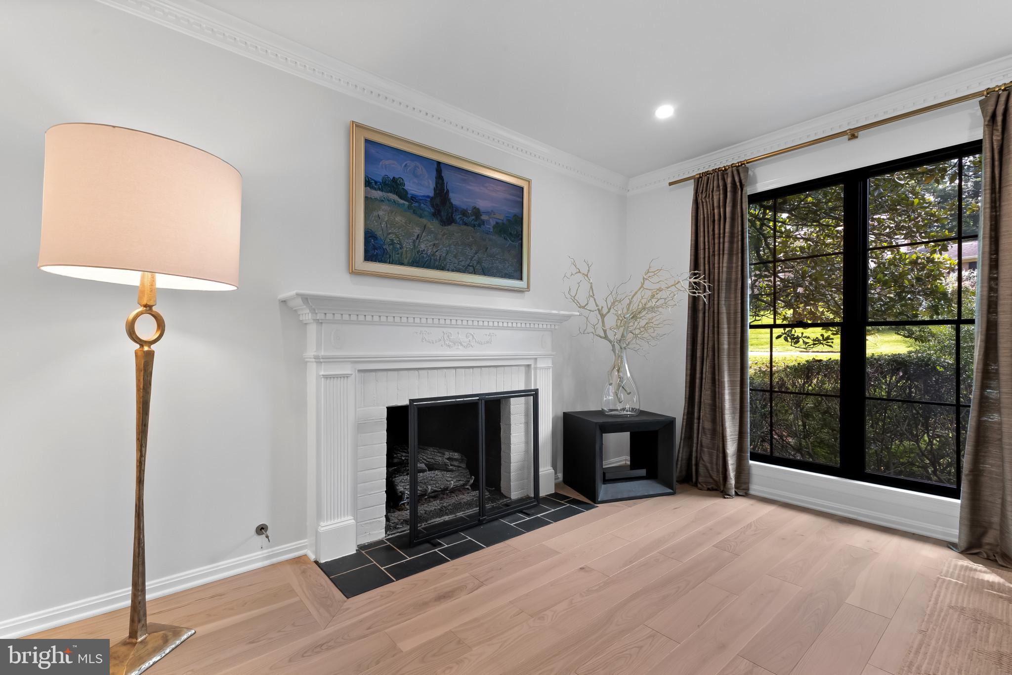 MANTUA - Residential