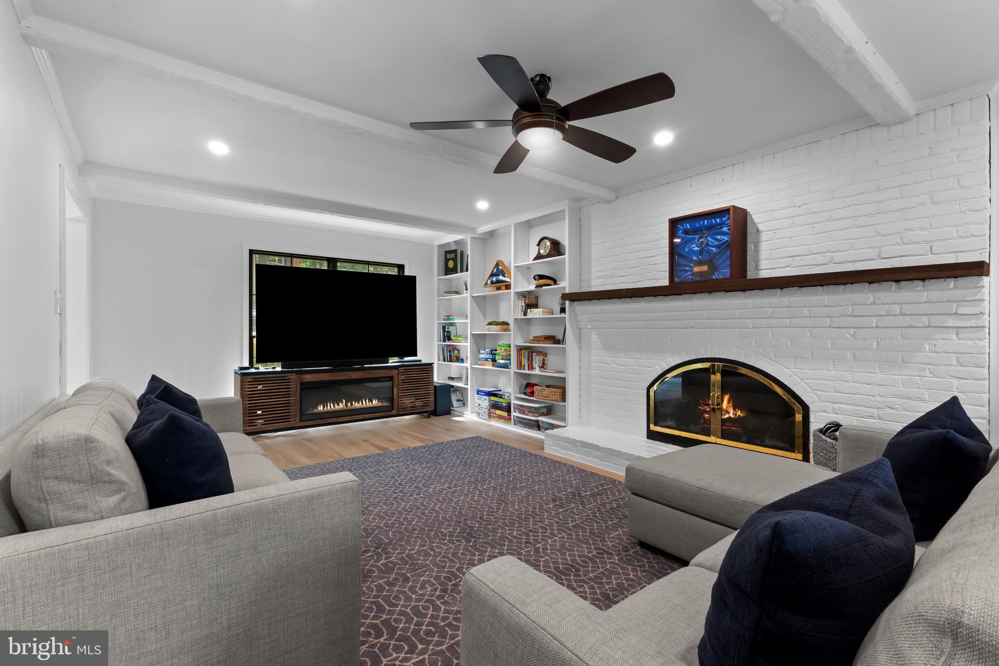 MANTUA - Residential