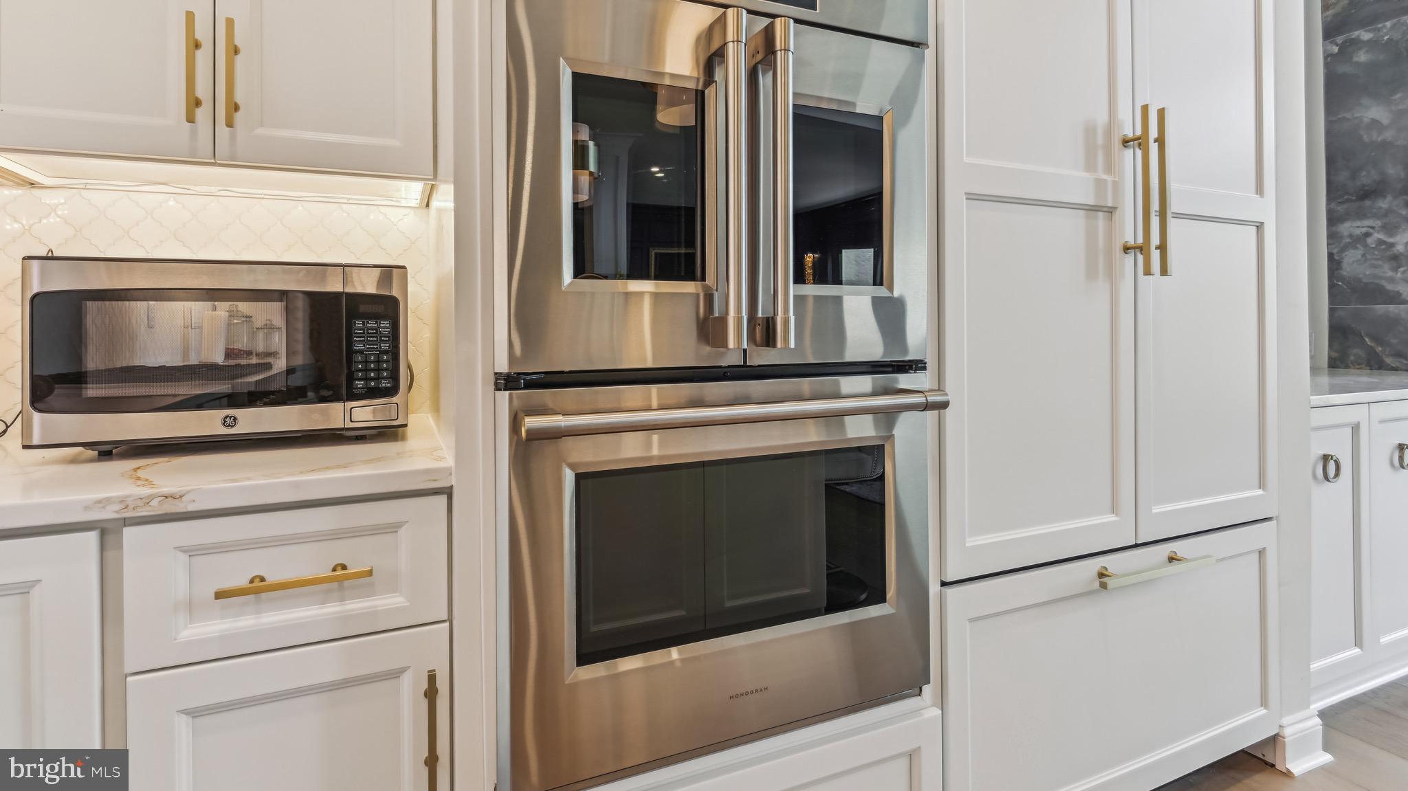 RIVER CREEK - Residential