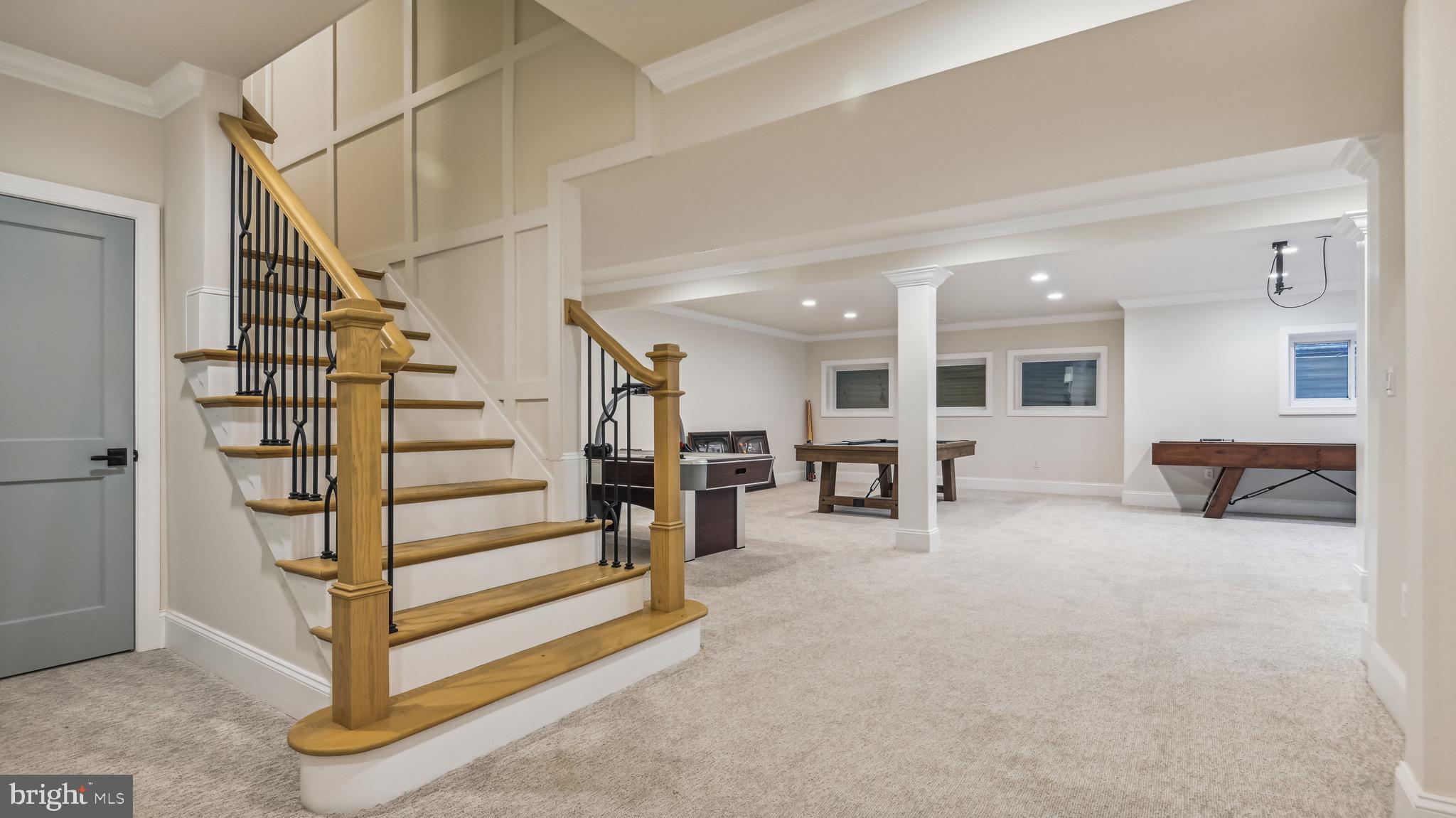 RIVER CREEK - Residential