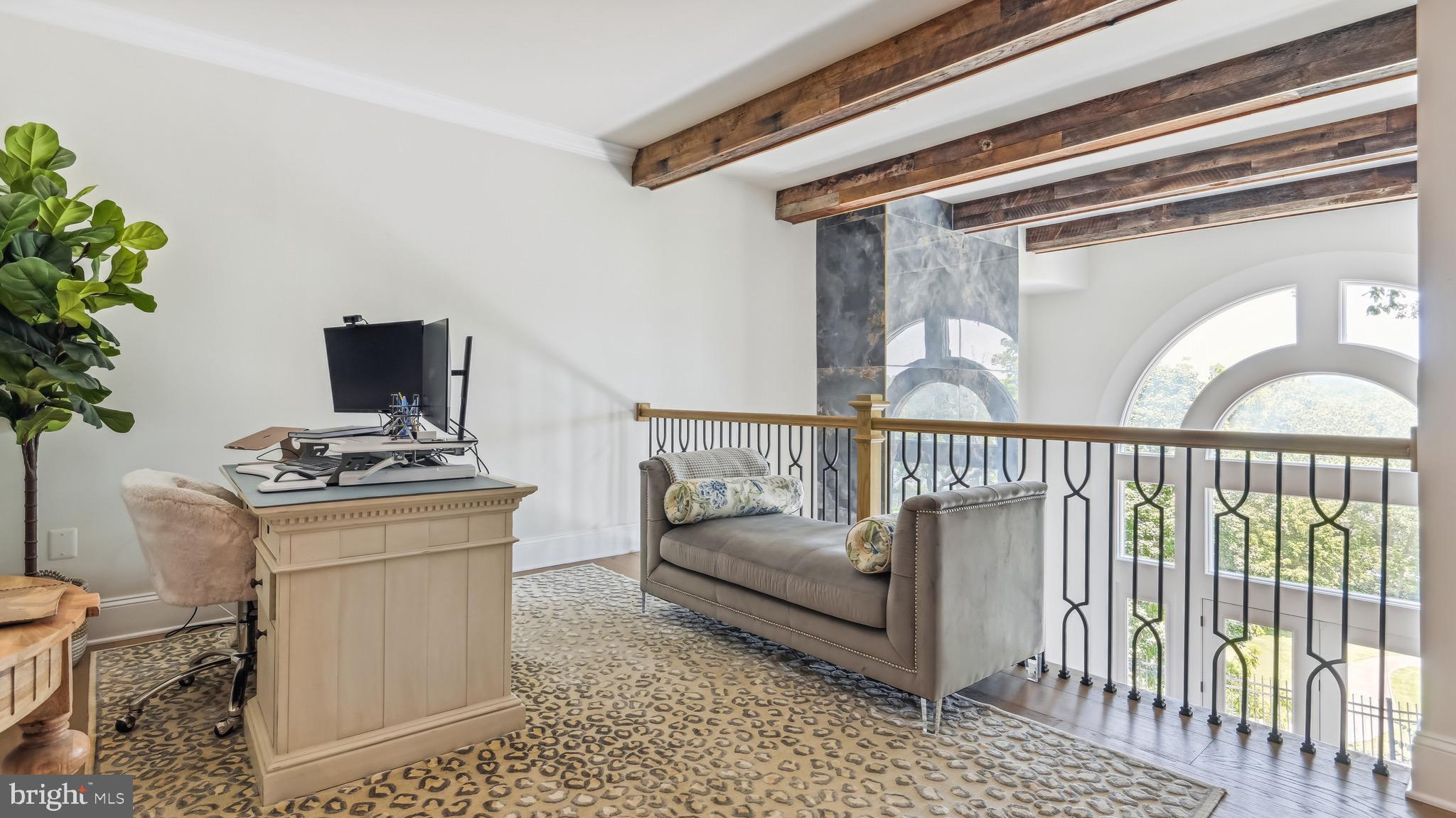 RIVER CREEK - Residential