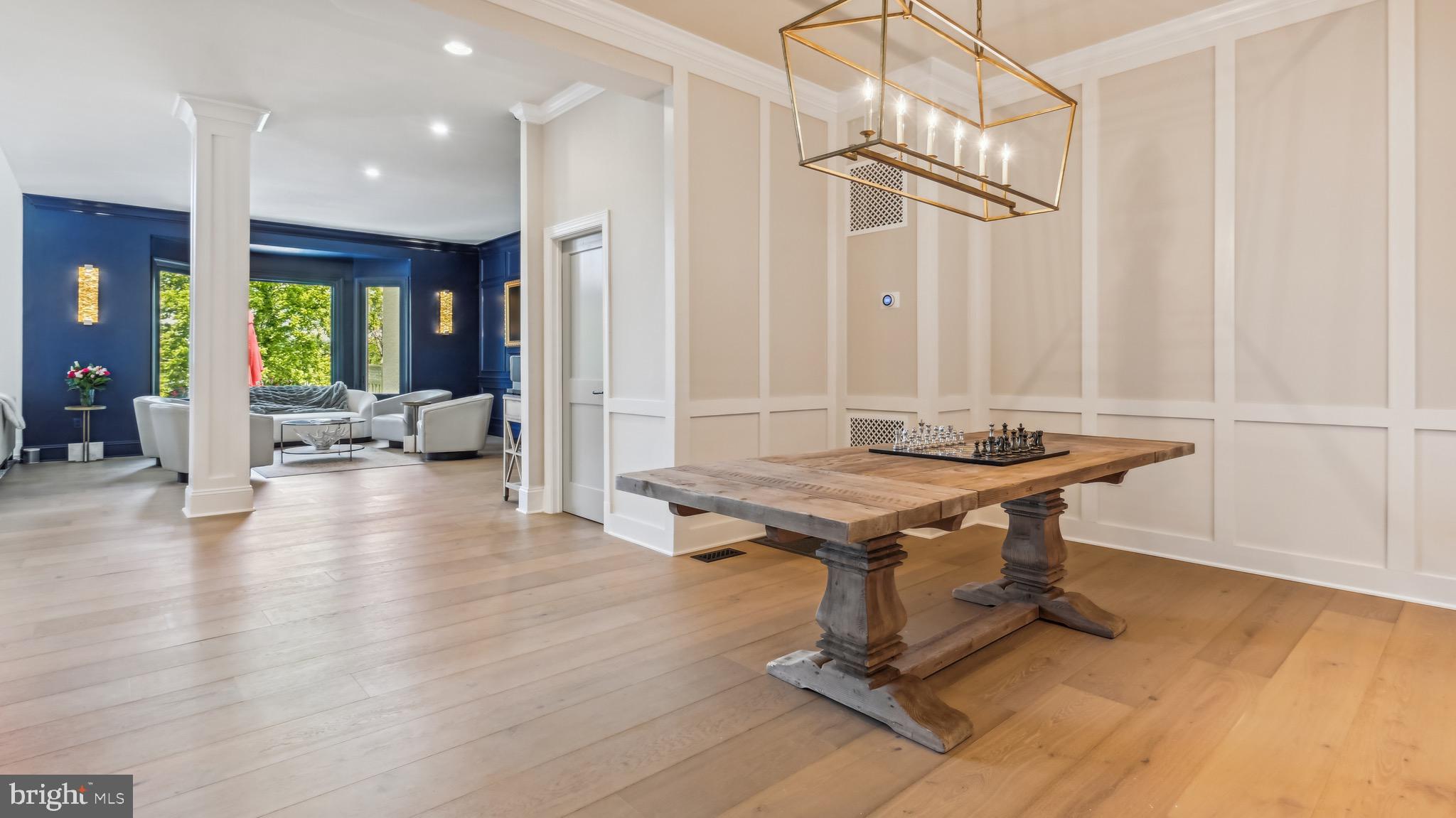 RIVER CREEK - Residential