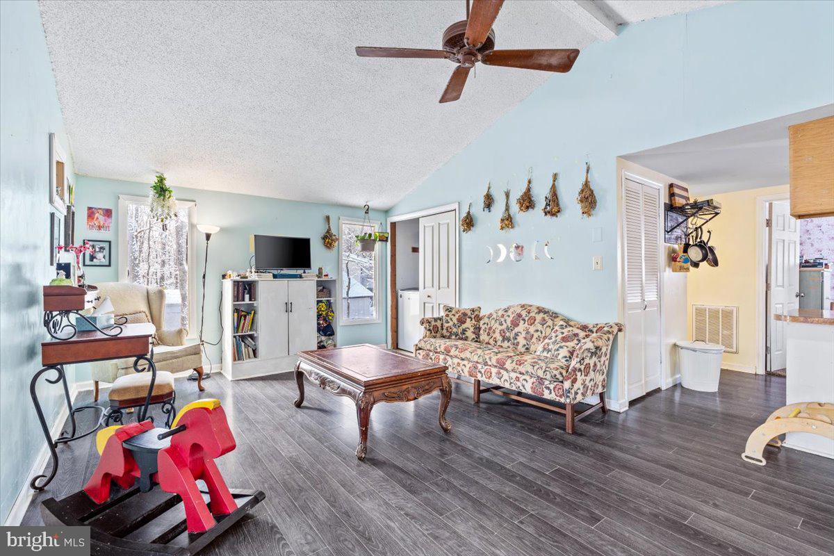 DEERWOOD - Residential