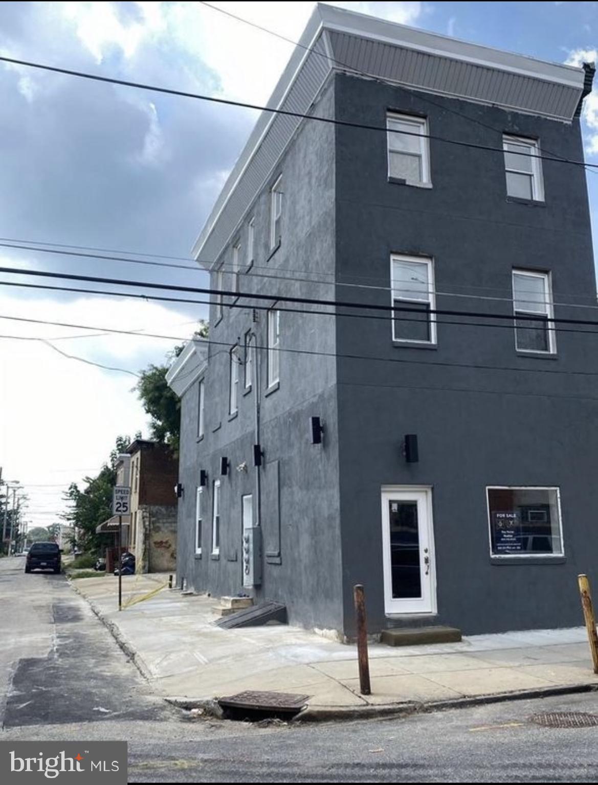 Great for an owner occupied buyer with a current business. The commercial unit is currently used as a barber shop. All utilities run on electric.