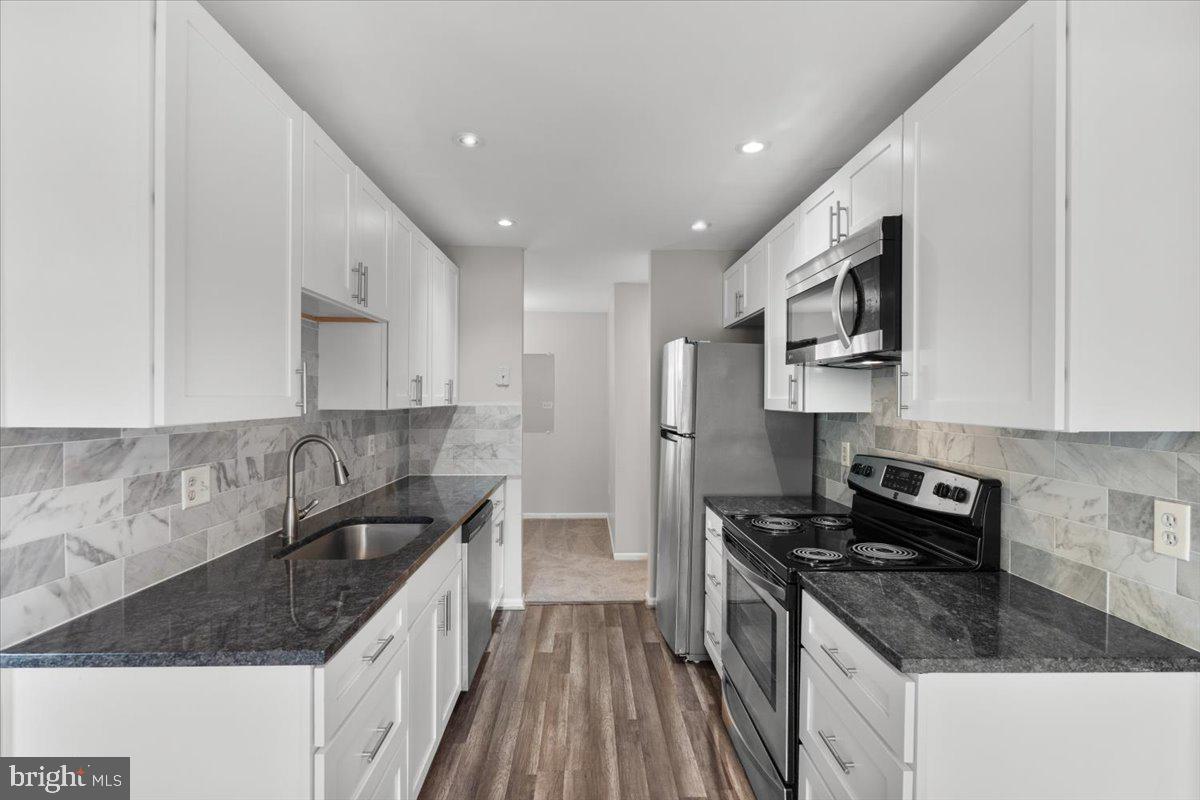 9574 JAYHAWK TERRACE 102