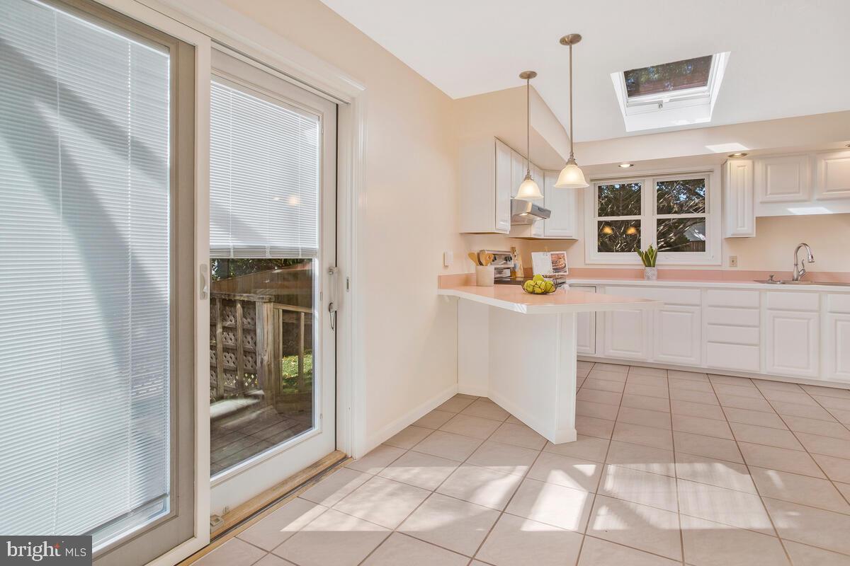 W BENTON SHIPLEY - Residential