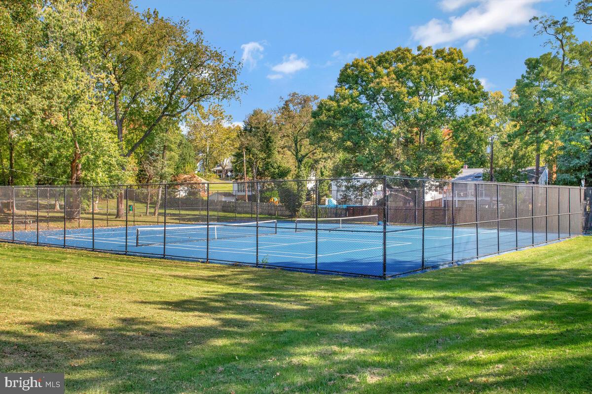 W BENTON SHIPLEY - Residential