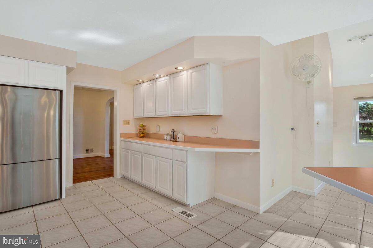 W BENTON SHIPLEY - Residential