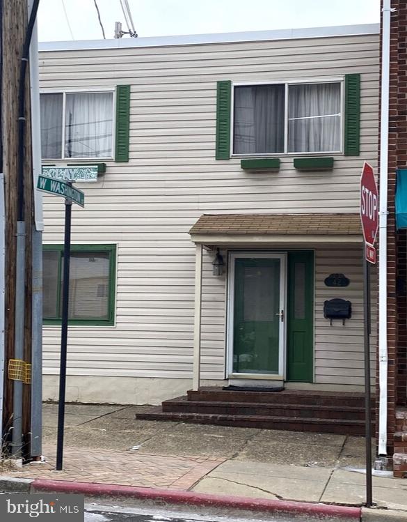 Excellent opportunity to own a centrally located commercial property in the heart of Annapolis. This two-story building, built in 1976, offers 2,024 square feet of space above grade on a 1,344 square foot lot. Includes two off-street parking spaces located at the rear of the building.
Previously used as a barbershop on the main level with a residential unit above, the property is now zoned BR – Business Revitalization. This flexible zoning supports a wide range of commercial uses including retail, professional office, club or lodge, vocational or art/music/dance school, fitness studio, religious facility, laboratory, museum, or art gallery.
Prime location directly across from the Whitmore Parking Garage and within walking distance to downtown Annapolis, government buildings, shops, restaurants, and more. Ideal for entrepreneurs and business owners seeking visibility and convenience in a vibrant, community-focused area.
Don’t miss this unique opportunity to establish your presence in one of Annapolis’s most active commercial corridors.