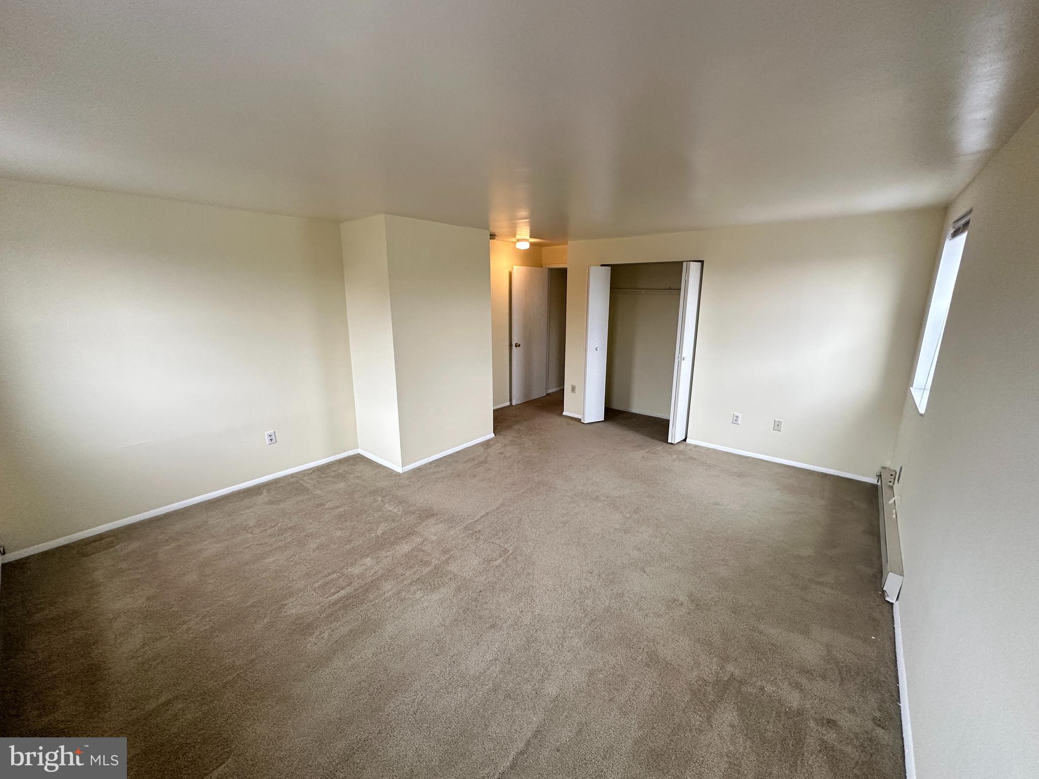 PASSYUNK SQUARE - Residential Income